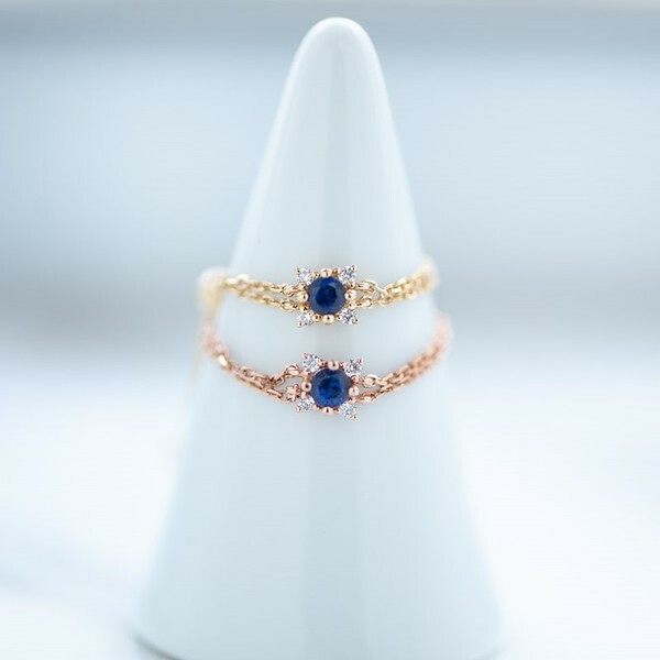 18K Blue Sapphire Diamond Chain Ring