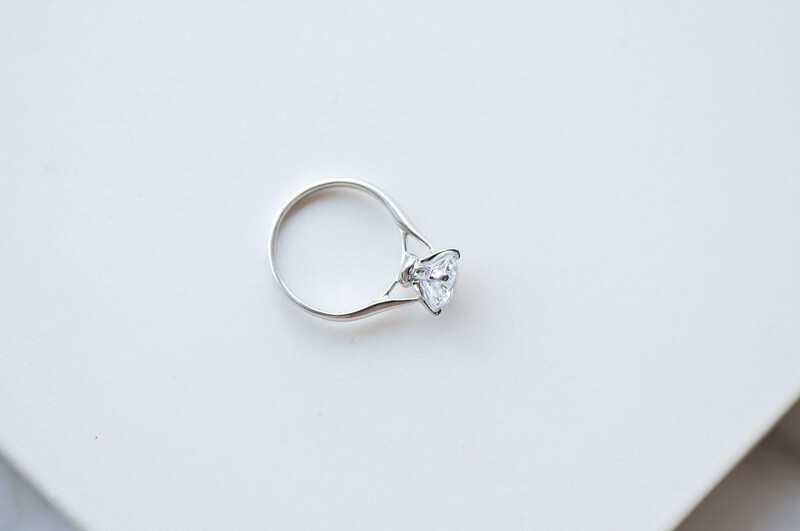 18K Knot 1ct Cross Prong Ring Setting