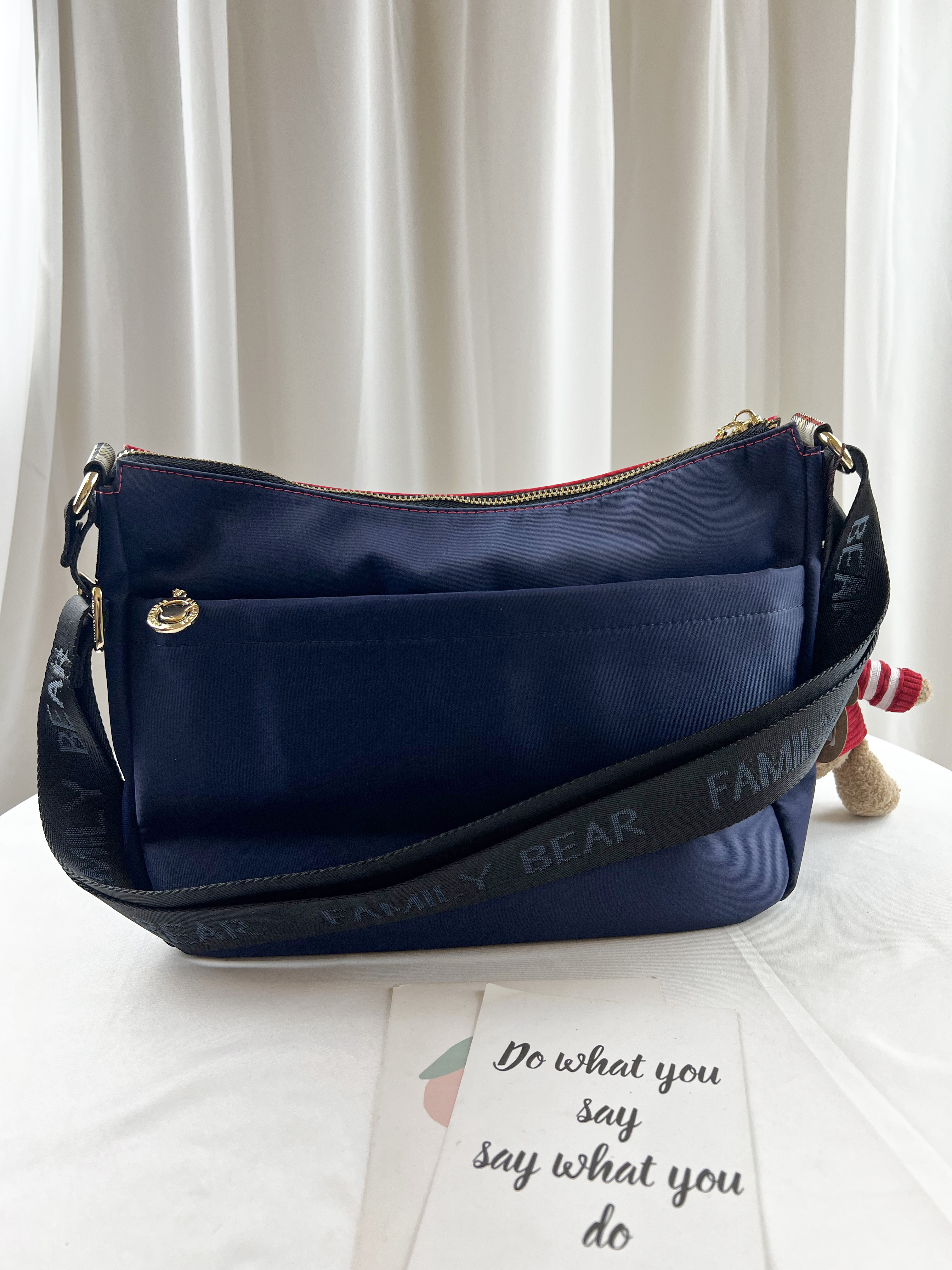 FamilyBear 藍配橘紅拼色 防潑水側背包  #2638