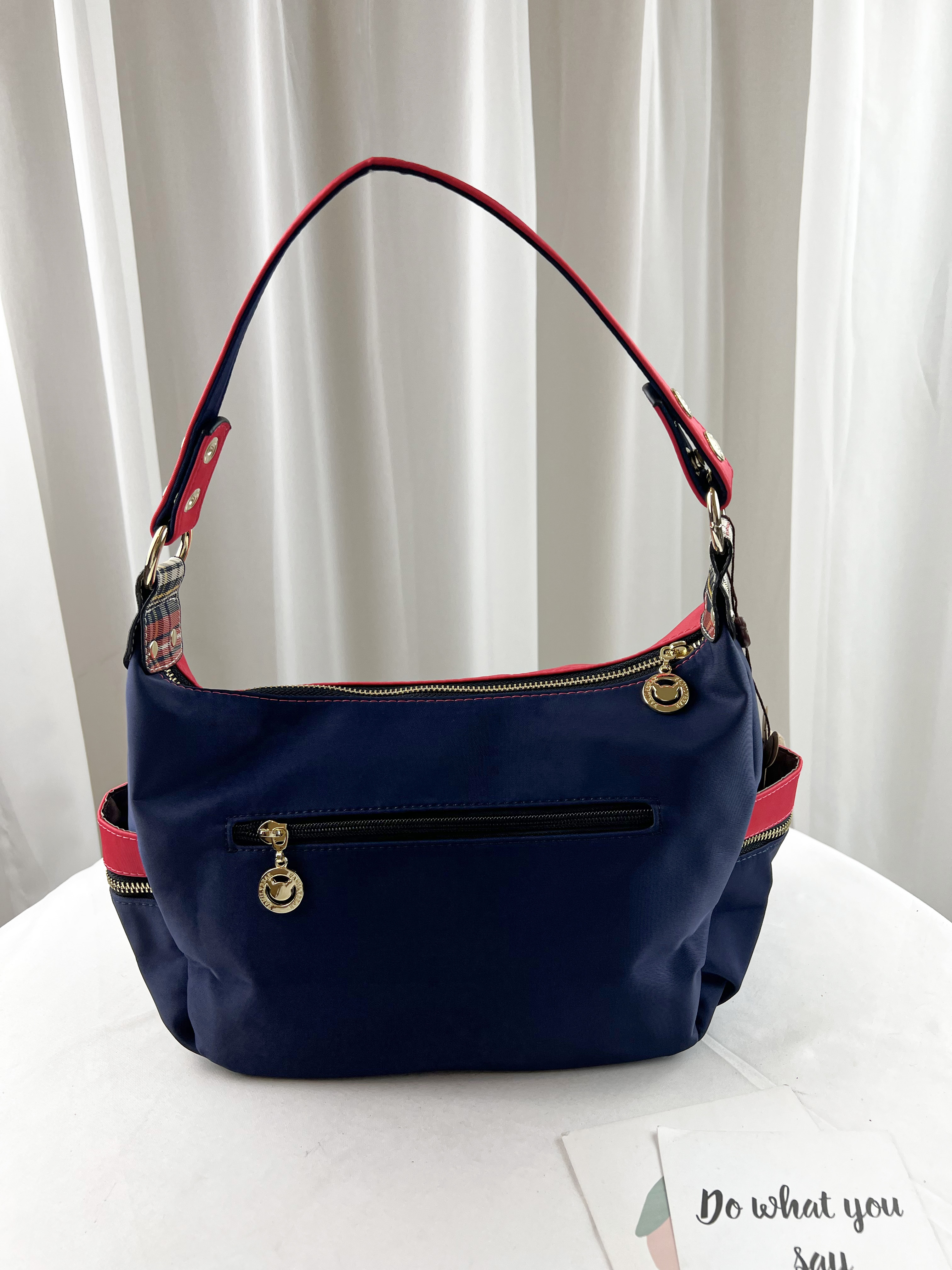 FamilyBear 藍配橘紅拼色 防潑水肩背包 / 側背包 #2754