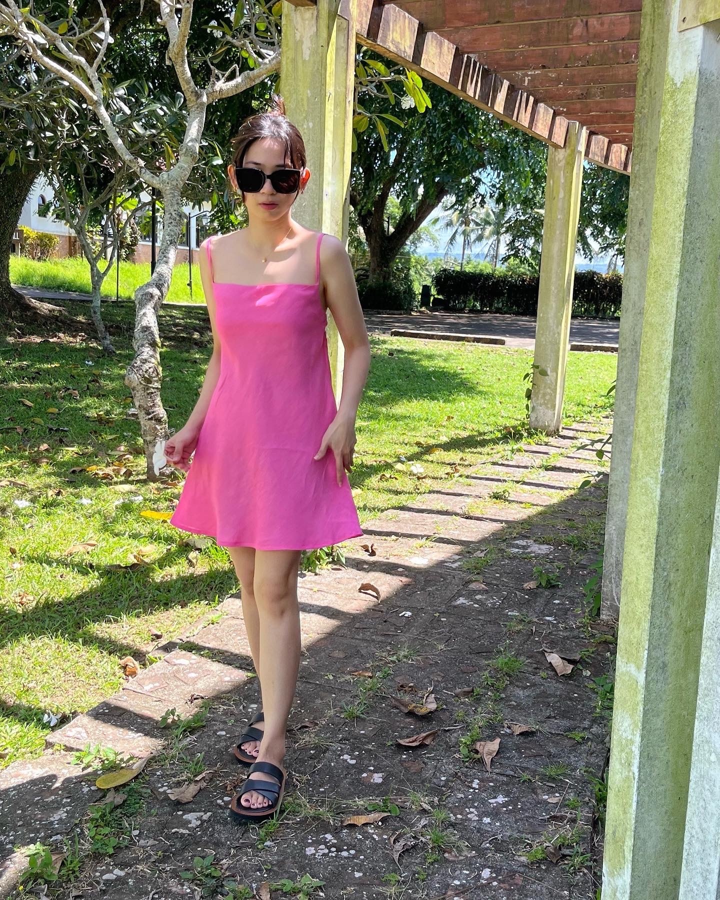 Keegan Linen Dress - Magenta