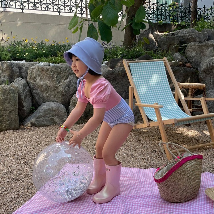 撞色泡泡袖泳衣