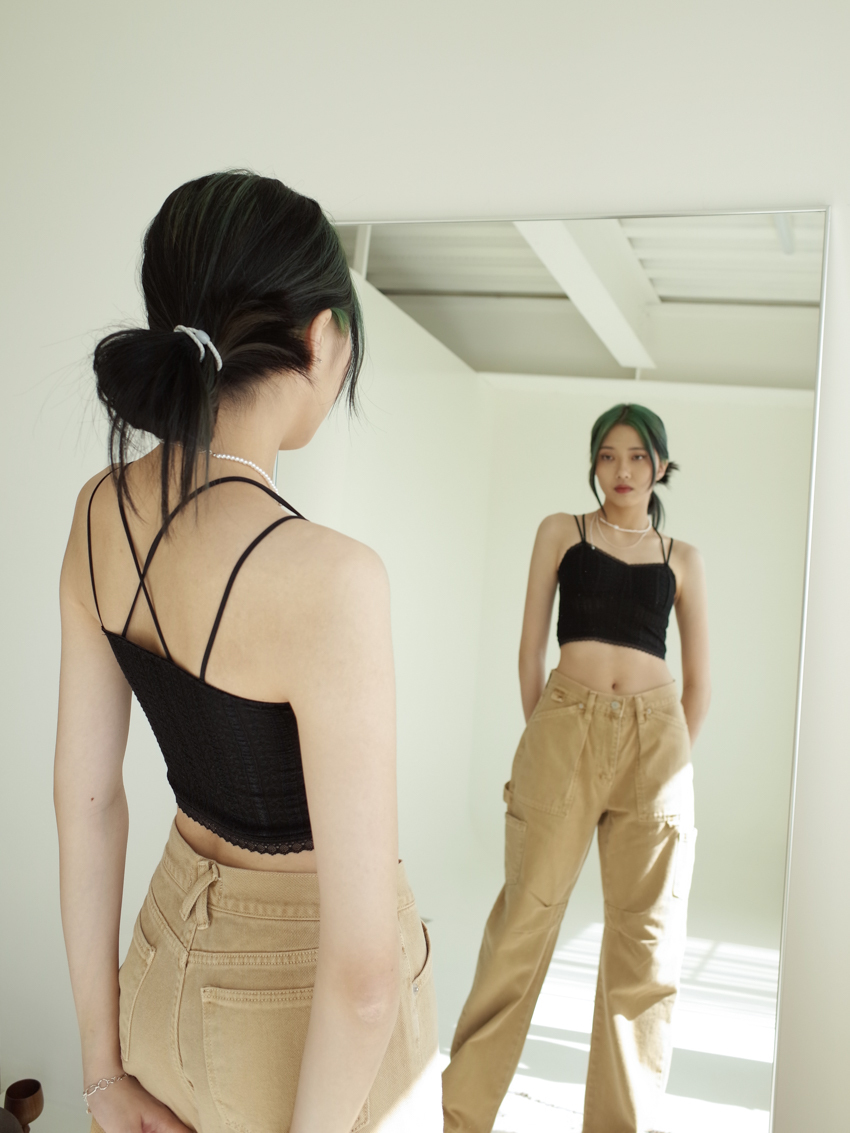 daily cross back lace cami bratop