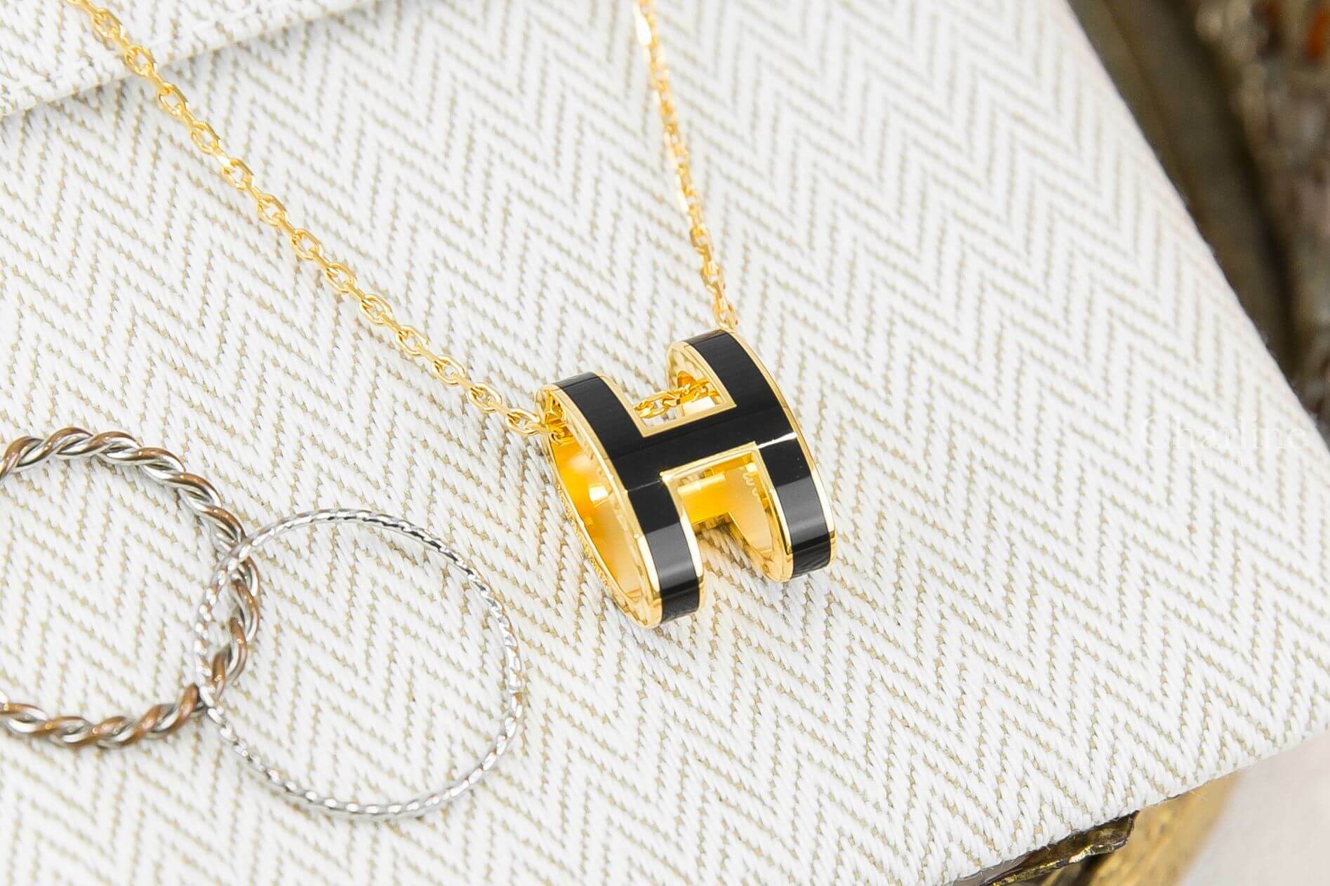 Hermès Pendentif Pop H Necklace 黑色珐瑯鍍金簍空橢圓項鍊