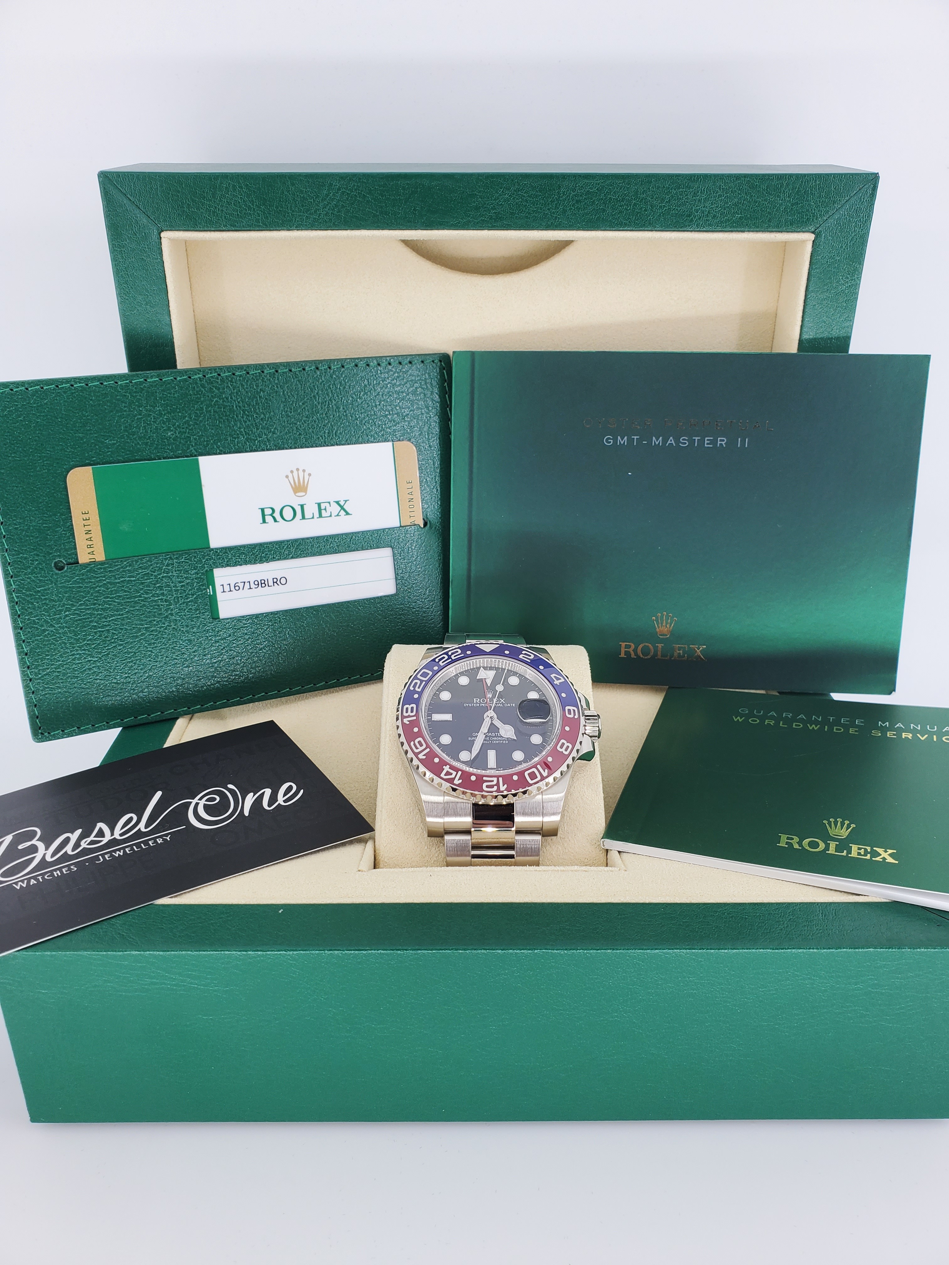PRE-OWNED DISCONTINUED BRAND NEW ROLEX 116719BLRO MK1 116719 PEPSI RED BLUE OYSTER PERPETUAL GMT-MASTER II WHITE GOLD
