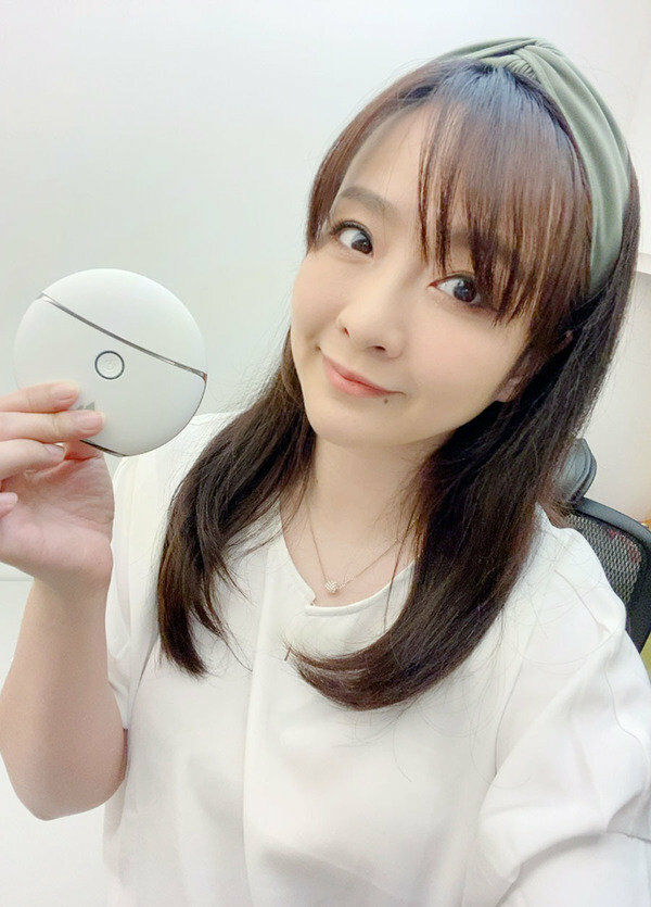 ORangi推薦緊緻美顏V臉溫感震動按摩儀，在家隨時享受SPA