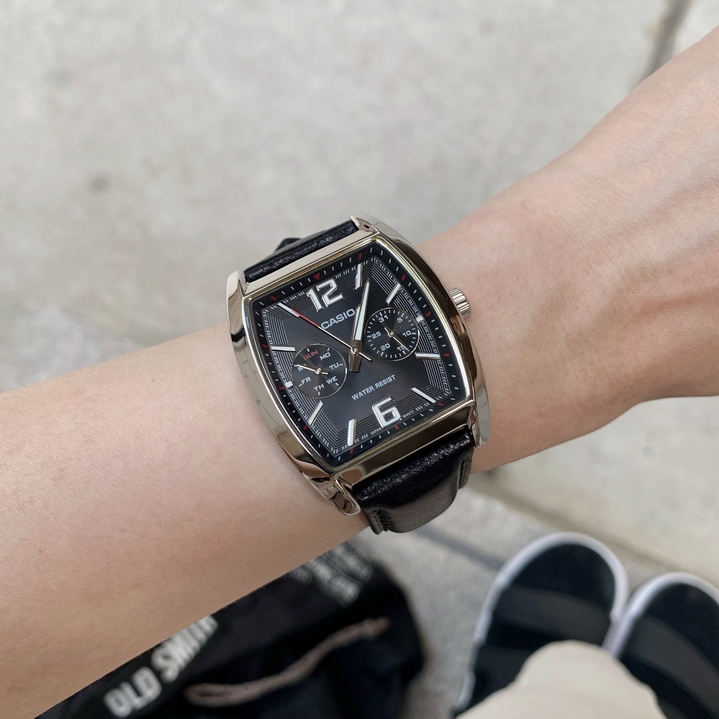 CASIO MTP-E107L / MTP-E302L 酒桶形 皮帶錶