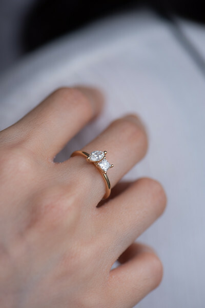 18K  Toi Et Moi Marquise & Princess Diamond Ring