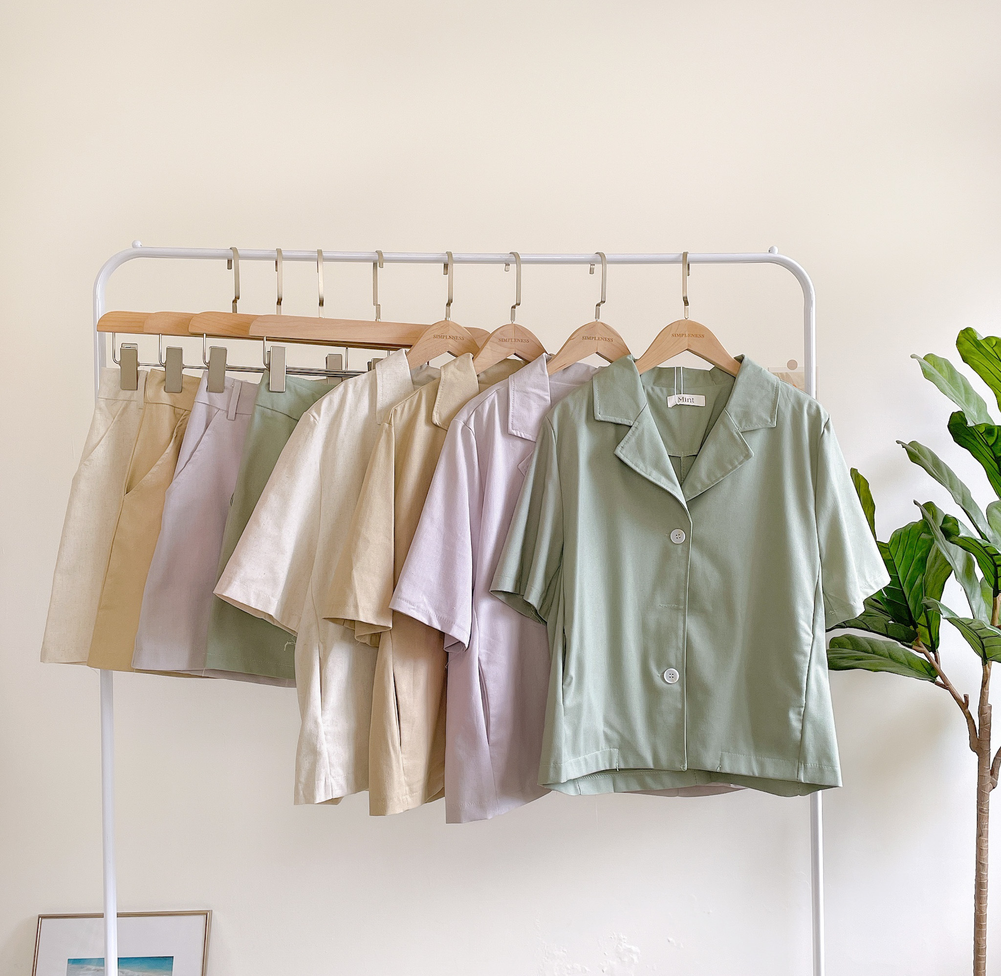 現貨🚚小編私推😍知性小姐姐的午後果昔柔霧色挺版套裝(外套+短裙)💕共4色