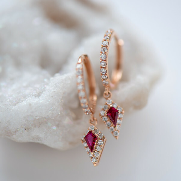 18K Kite shape  Diamond Earring Hoop