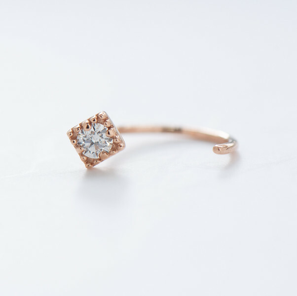 18K Sq-Round Diamond Earring Hoop