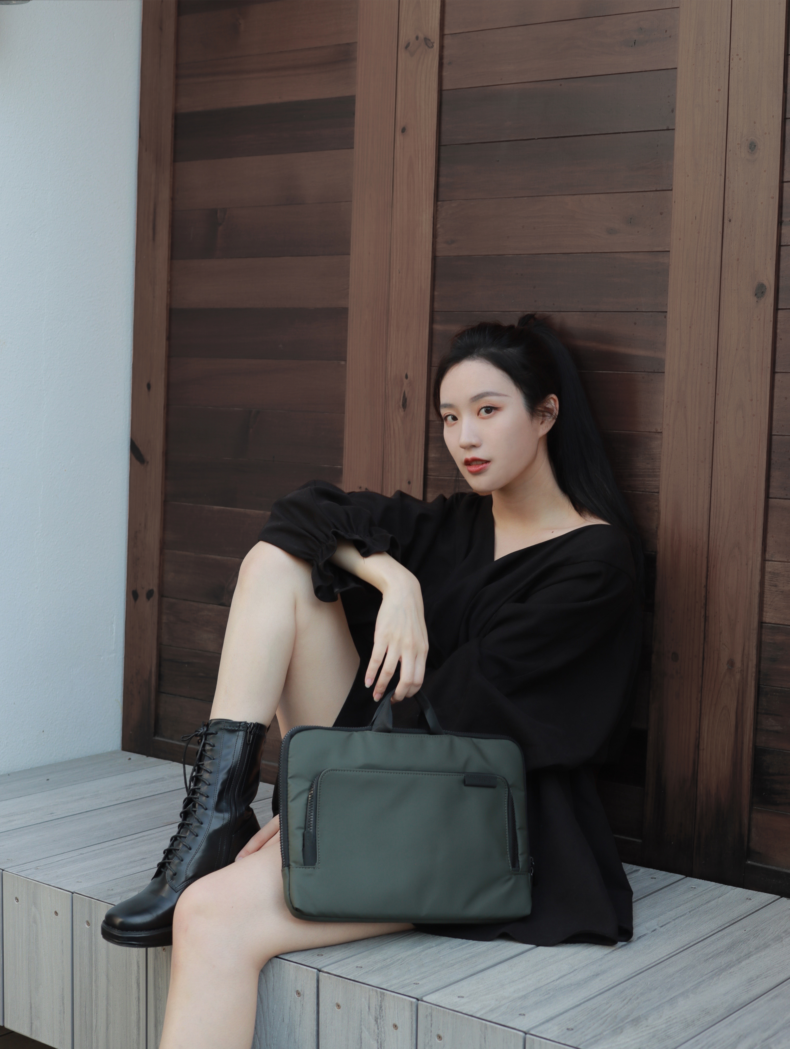 香菜 吳湘亭 wuhsiang1997 JTLEGEND NESS 巧納筆電內袋開箱