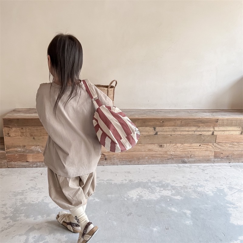 寬鬆感星球上衣