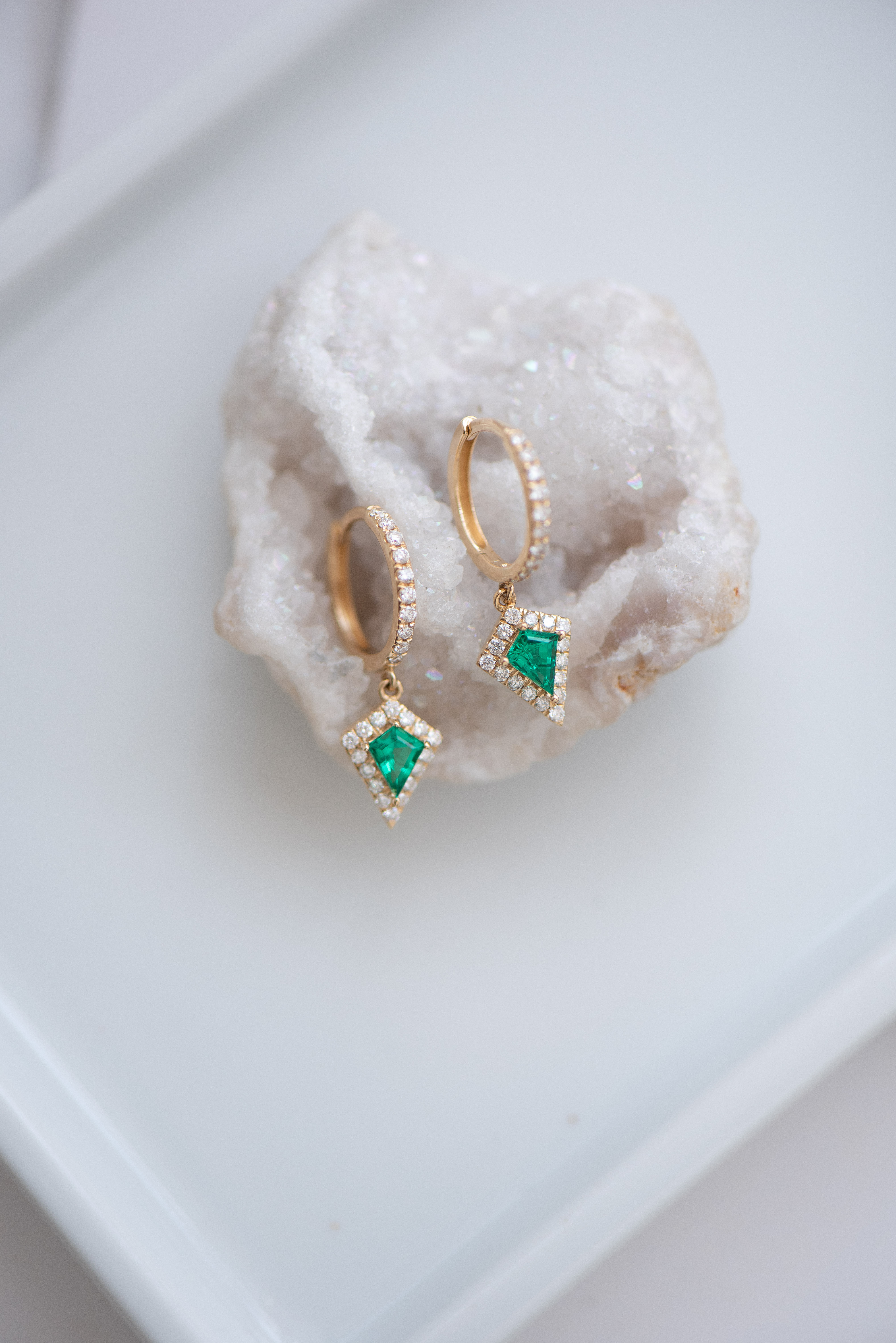 18K Kite shape  Diamond Earring Hoop