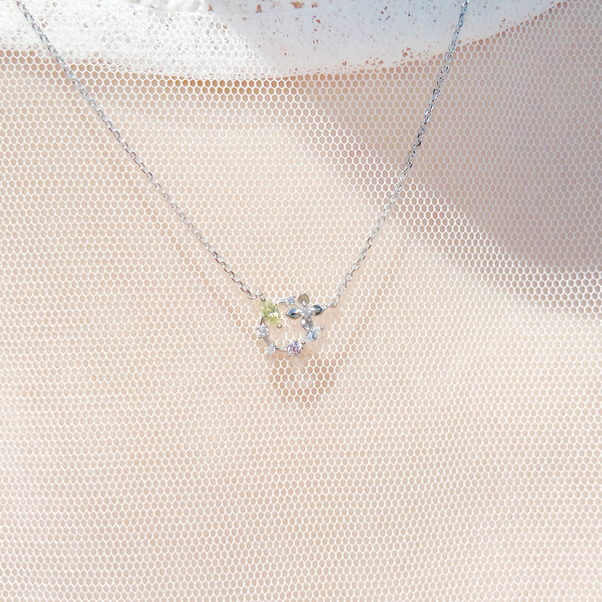 | 925純銀・厚鍍白金・ 厚鍍玫瑰金 | 繽紛花簇項鍊 (銀/玫瑰金) | NE0558 |