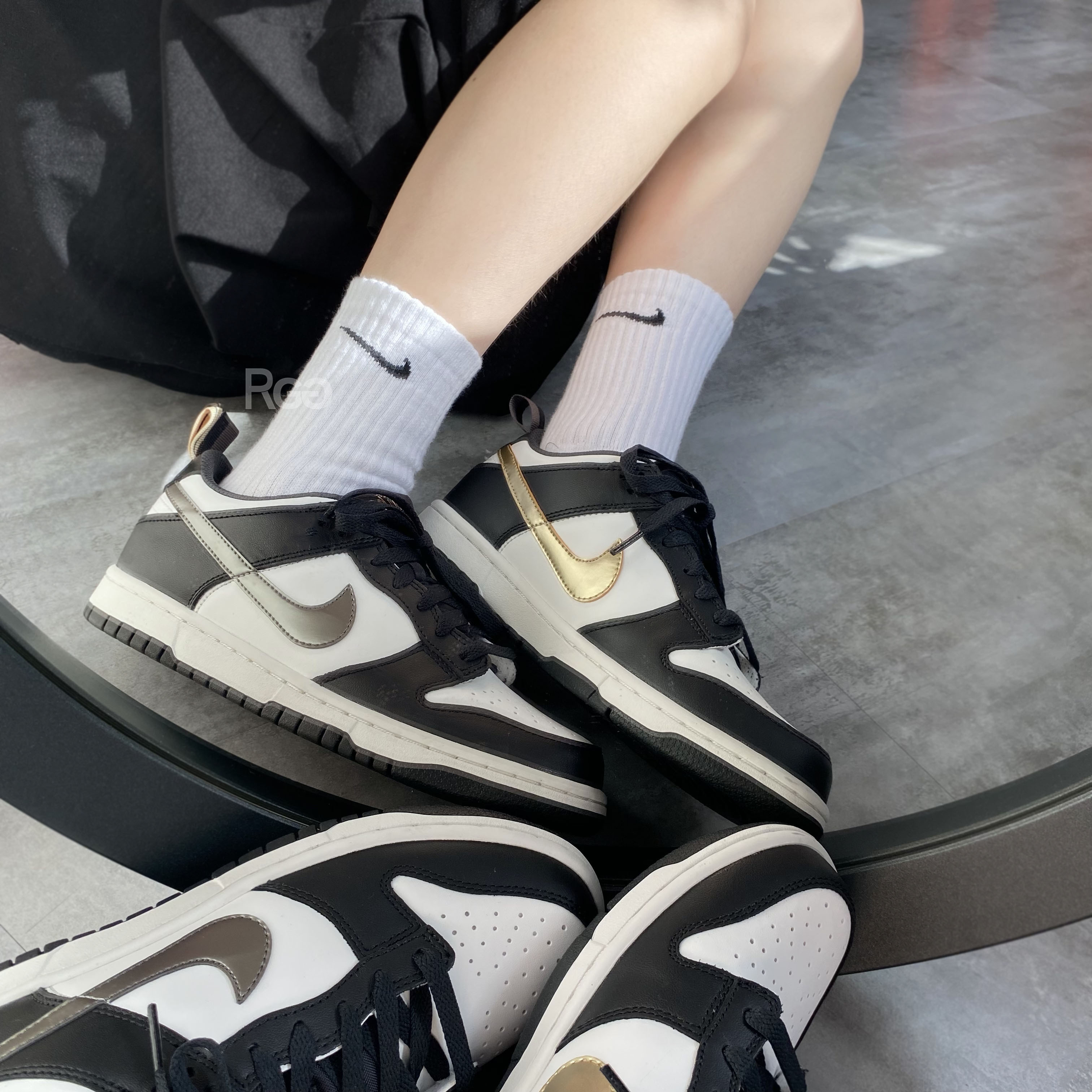 Nike Dunk Low SE (GS) 鴛鴦 金銀 熊貓 (DH9764-001)