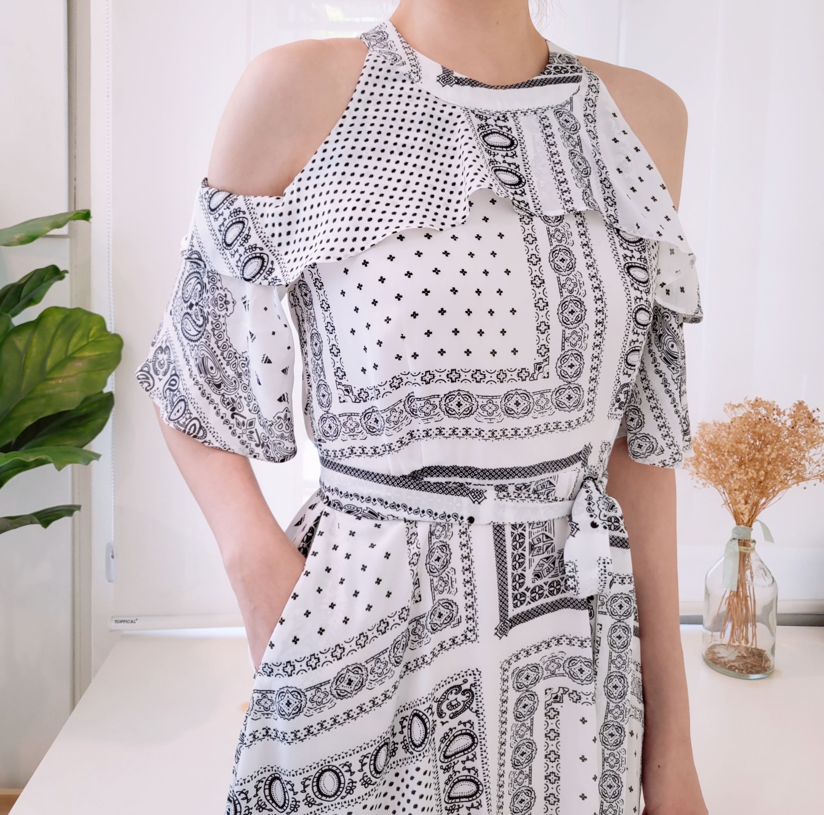 CHIFFON COLD SHOULDER MERMAID DRESS