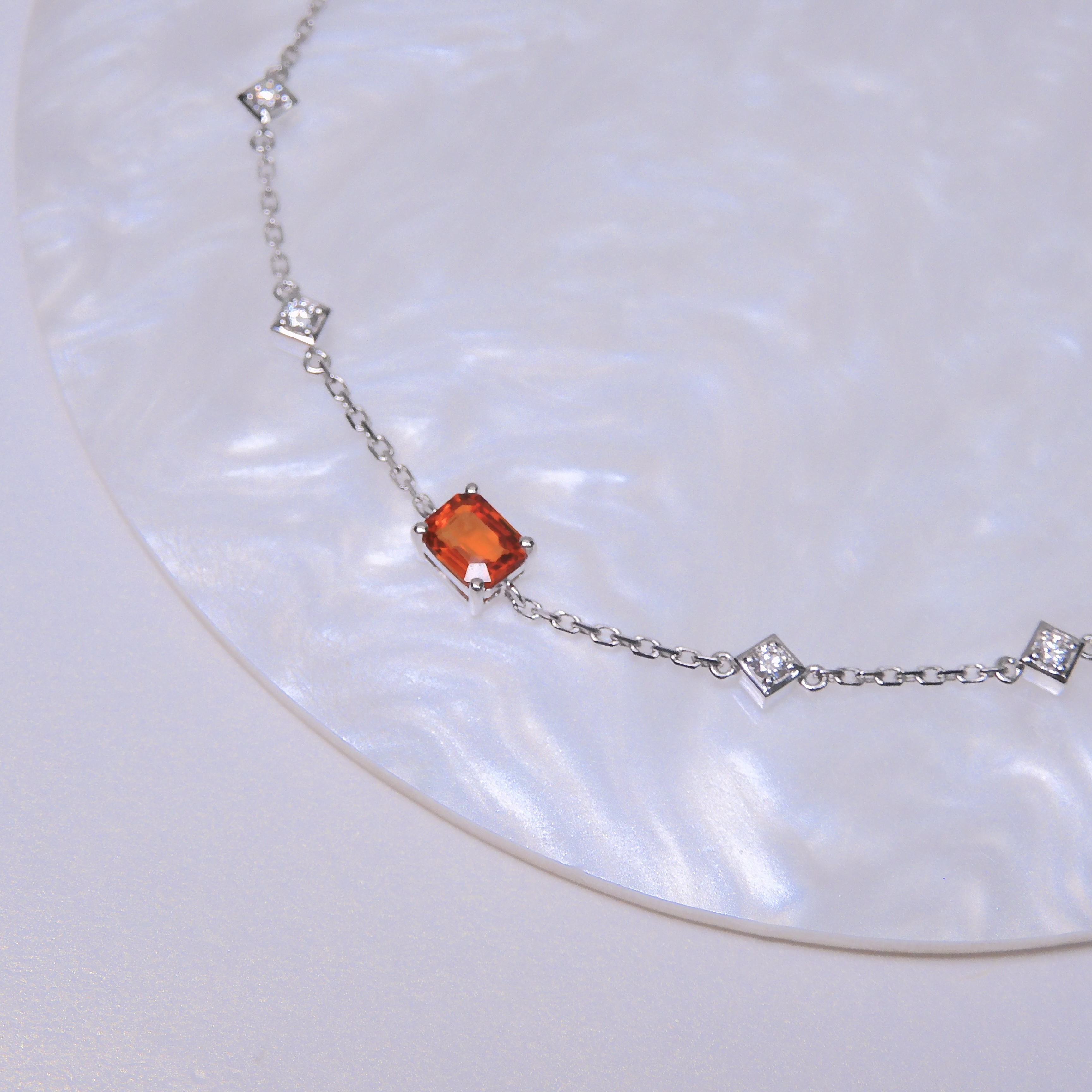 18K金 0.53ct 橙色藍寶石手鏈