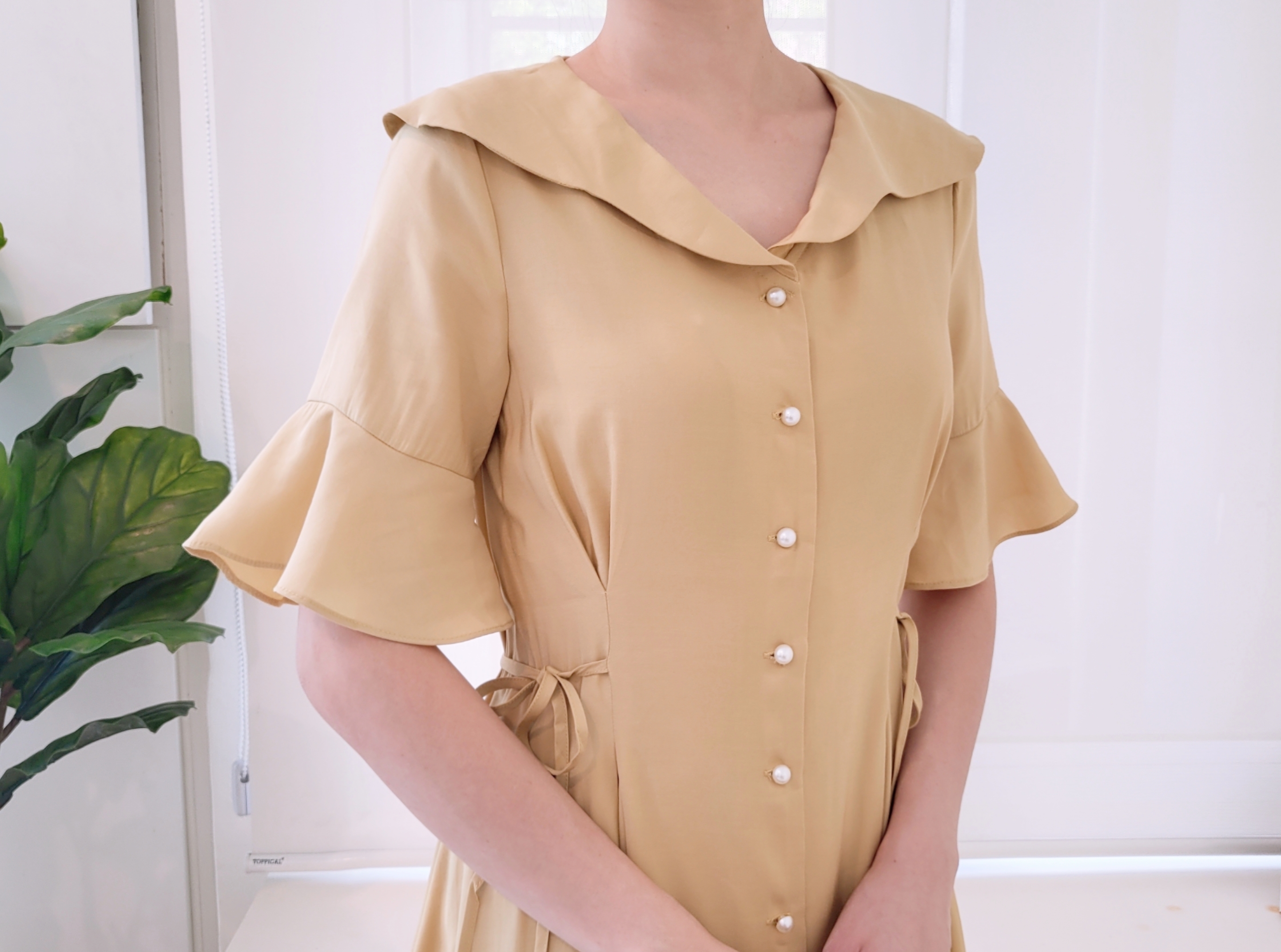 BUTTON DOWN TIE WAIST MIDI DRESS