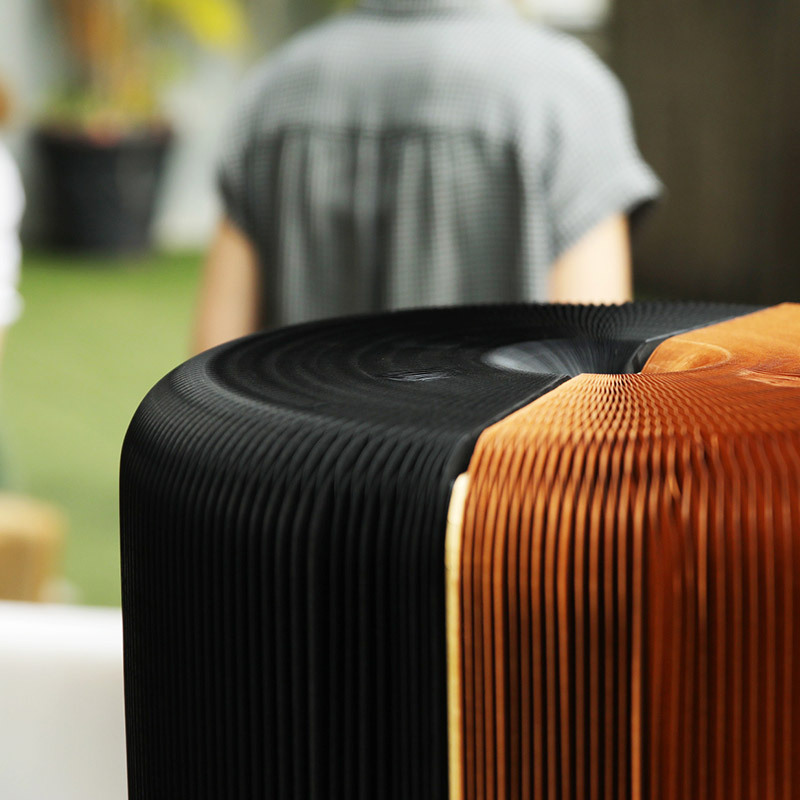 台灣 洛陽紙櫃｜Earth Stool 蜂巢凳 熔岩黑