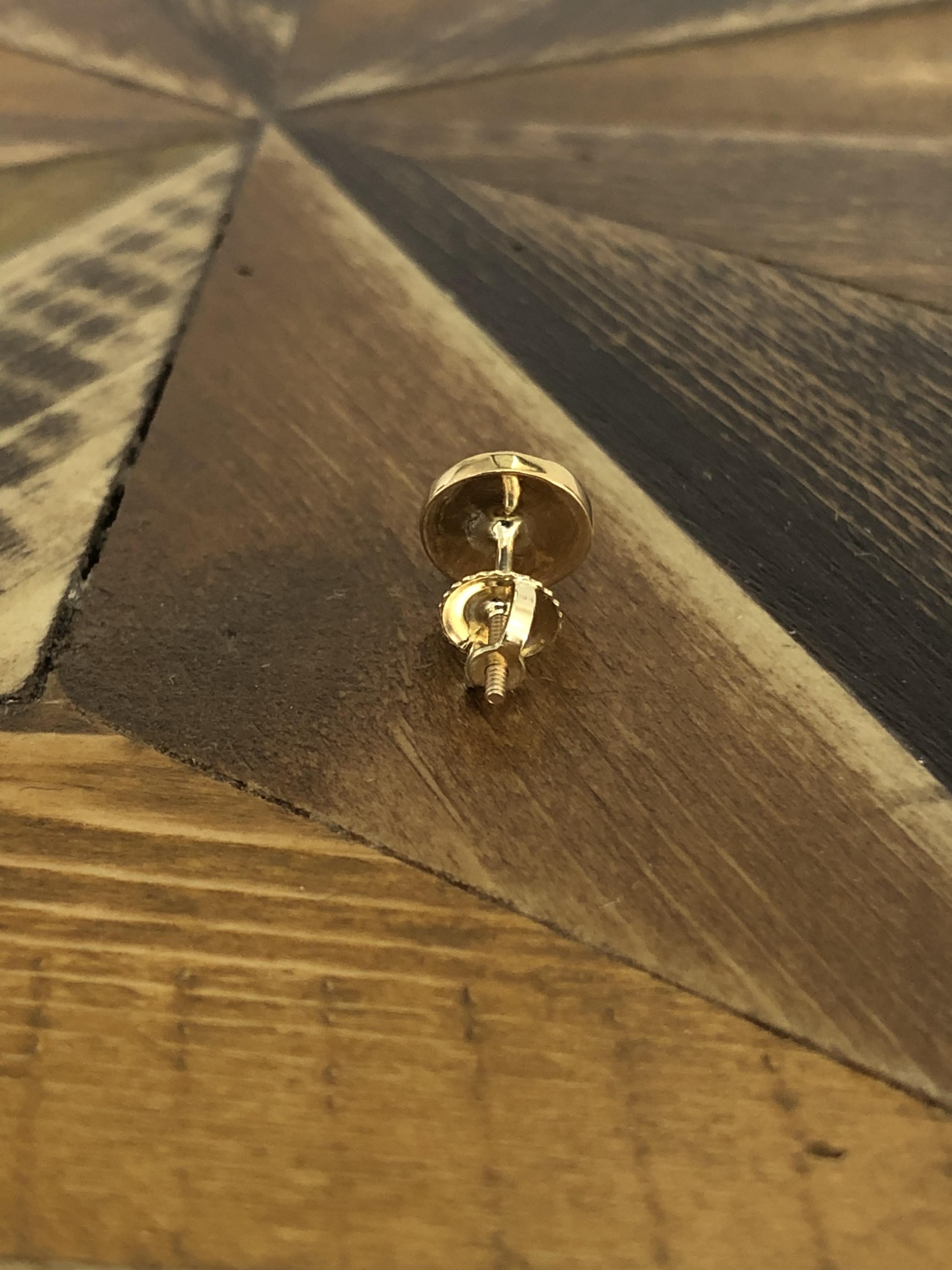 22k Yellow Gold Nest Stud Earring