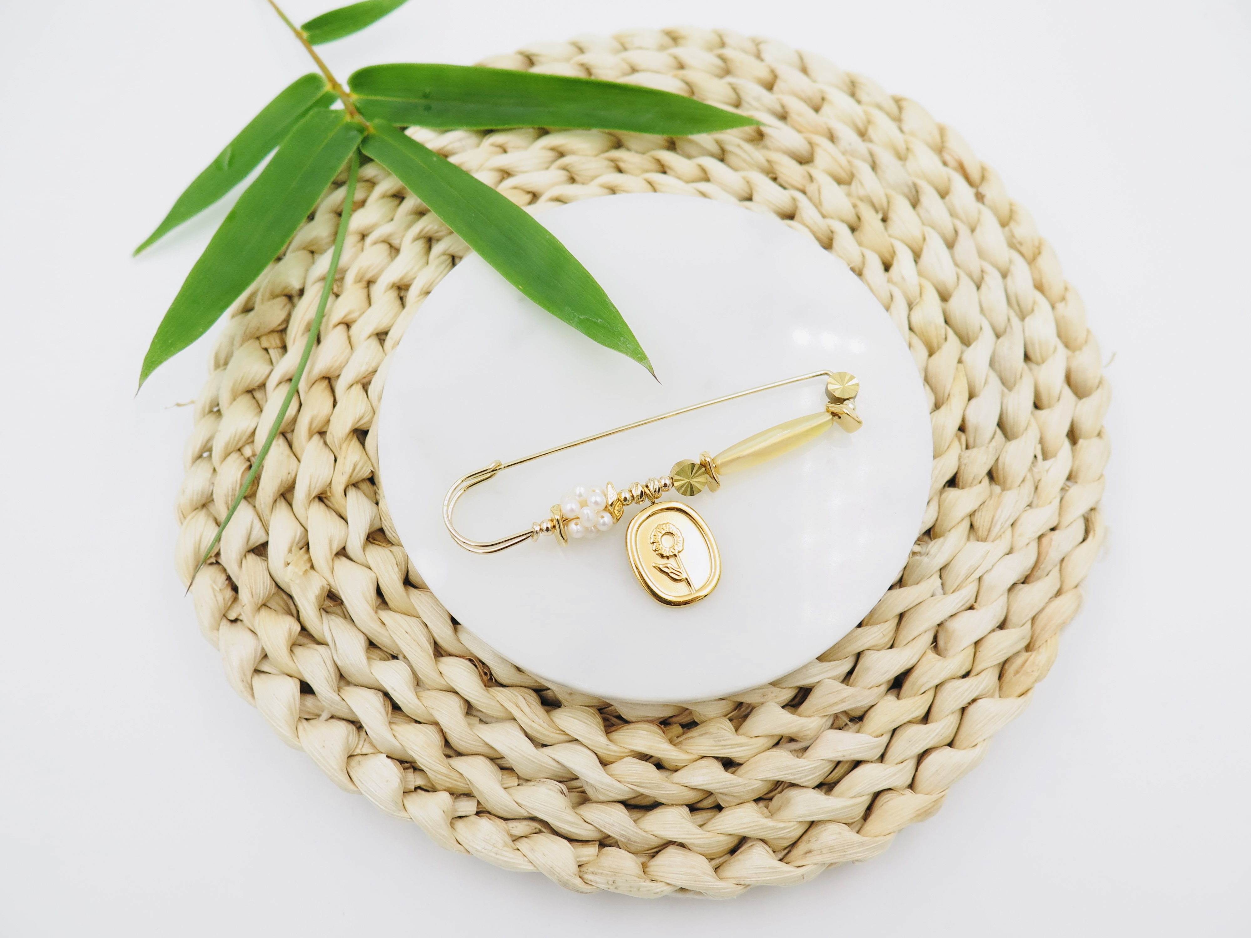 COLE COOL Natural yellow agate & pearl pin Japanese style best gift