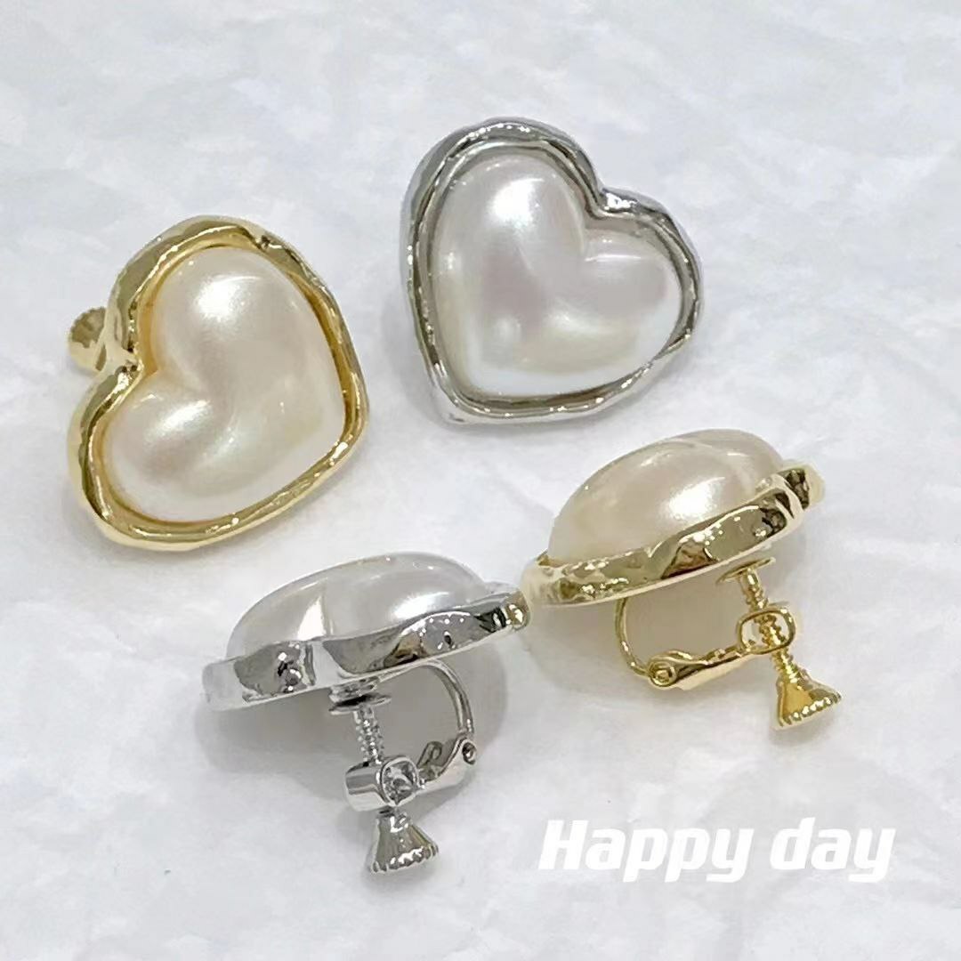 韩国Happy day饰品 合金耳夹 大号爱心 金银两色可选