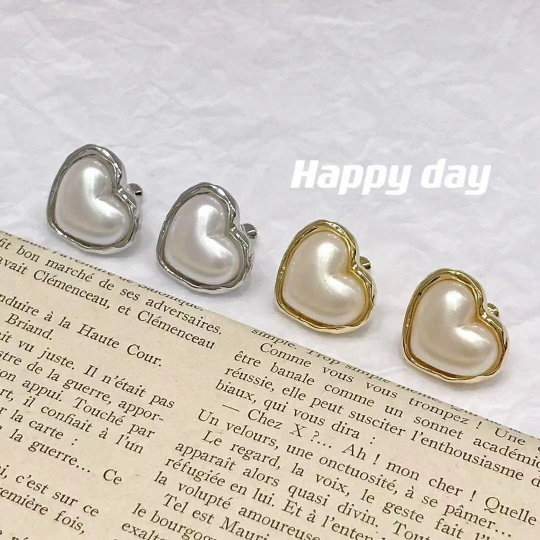 韩国Happy day饰品 合金耳夹 大号爱心 金银两色可选