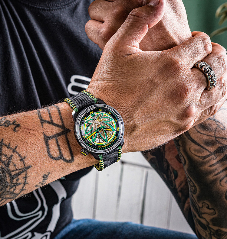 BB-01 Automatic Cure the BullDog Black-自動機械腕錶-迷幻黑限定版