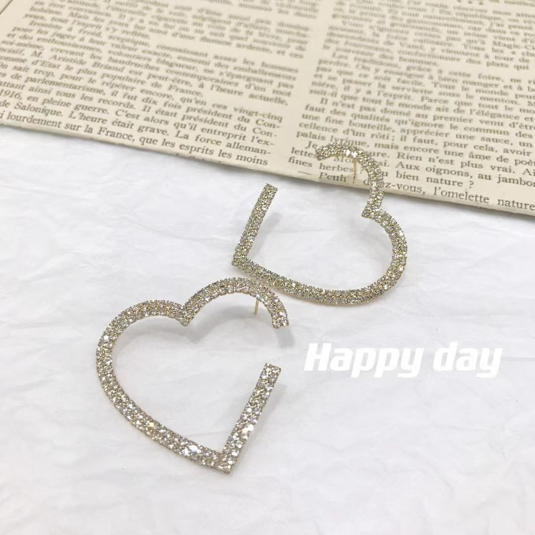 韩国Happy day饰品 银针 爱心锆石耳环