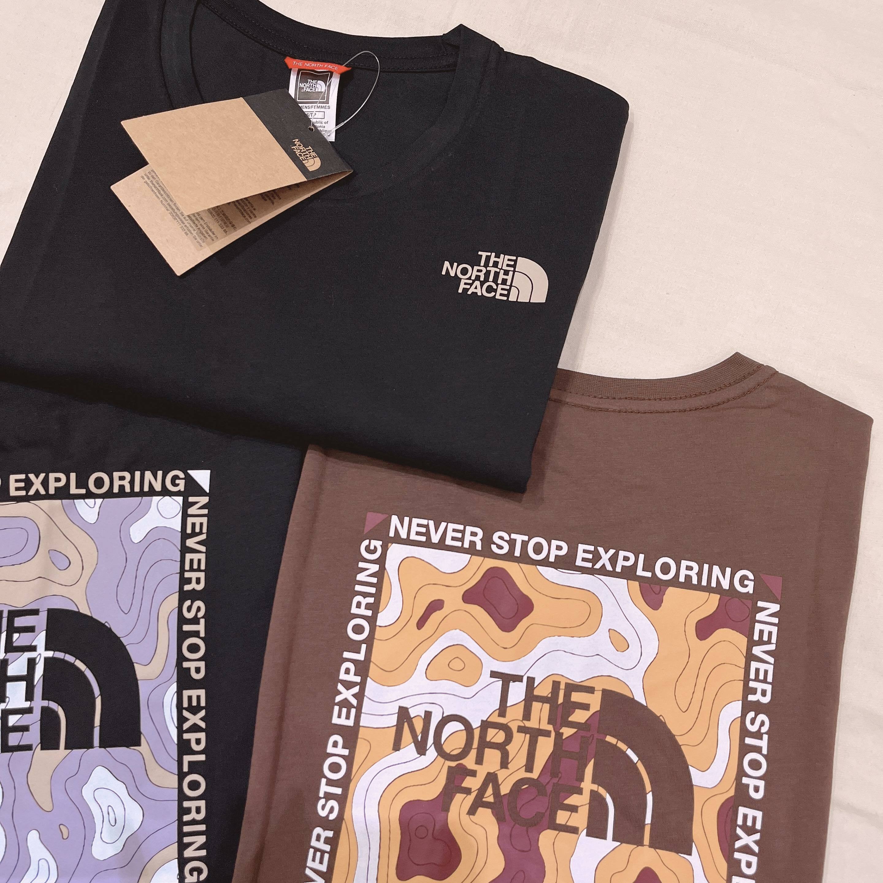 現貨| THE NORTH FACE TOPOGRAPHIC LOGO TEE ( 兩色入 )