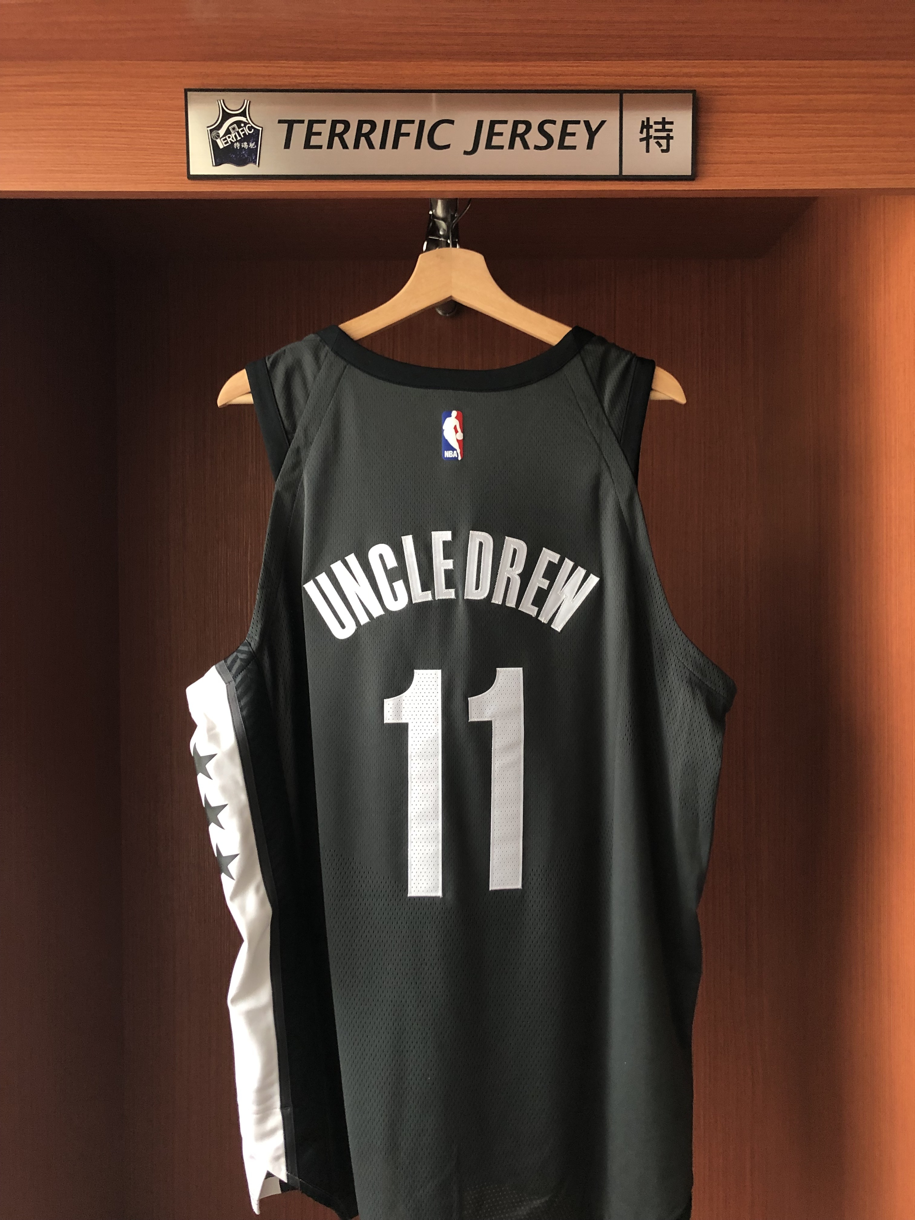 NBA球衣 Kyrie Irving Uncle Drew 布魯克林籃網黑星 綽號 Statement Nike Authentic 球員版 電繡 含贊助商標 全新