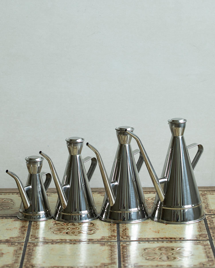 葡萄牙日常寬口油罐