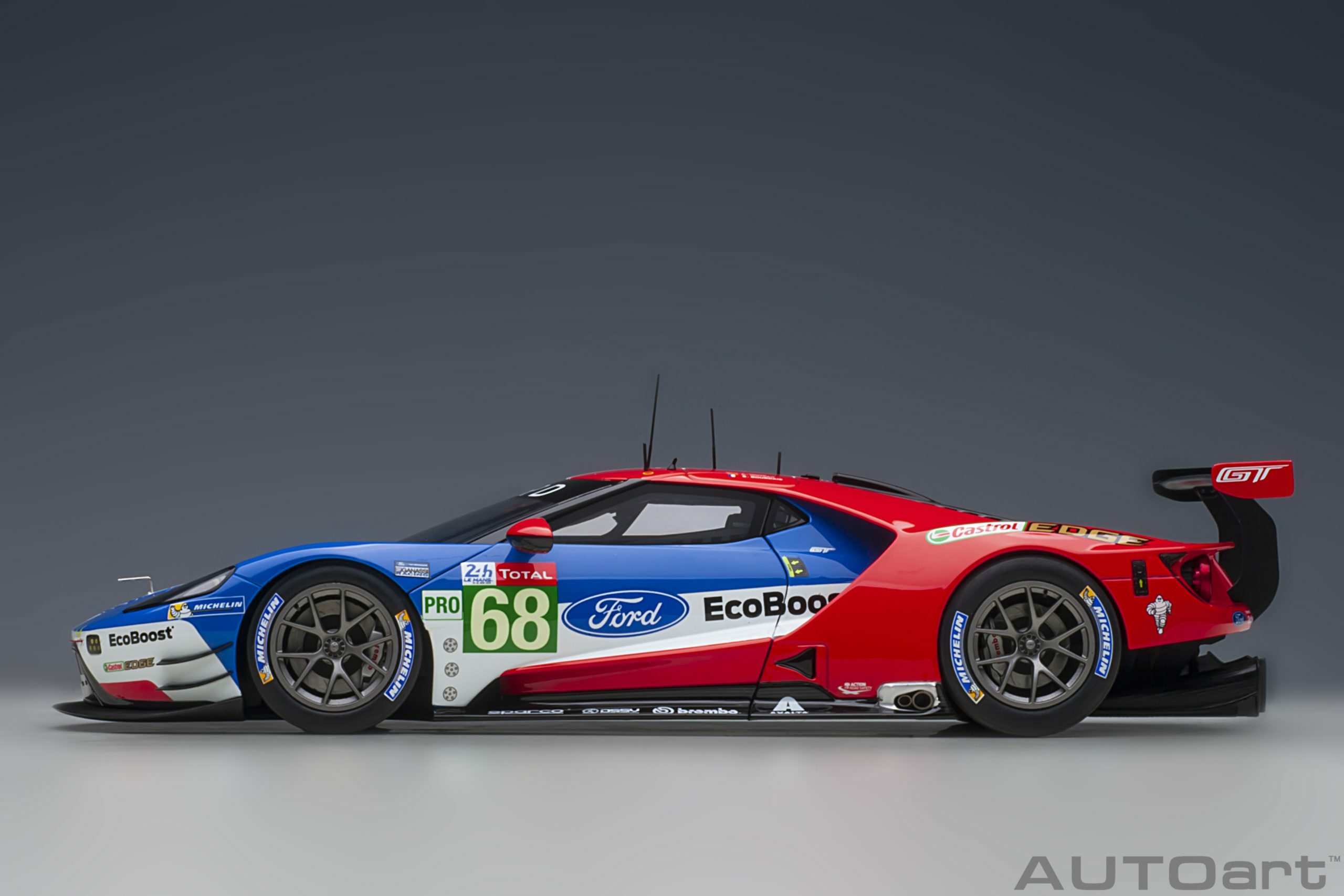 預訂:(訂金$300) (預訂價$1872) : 1/18 AUTOART Ford GT GTE Pro Le Mans 24h 2019 J.Hand/D.Muller/S.Bourdais #68 (81912)