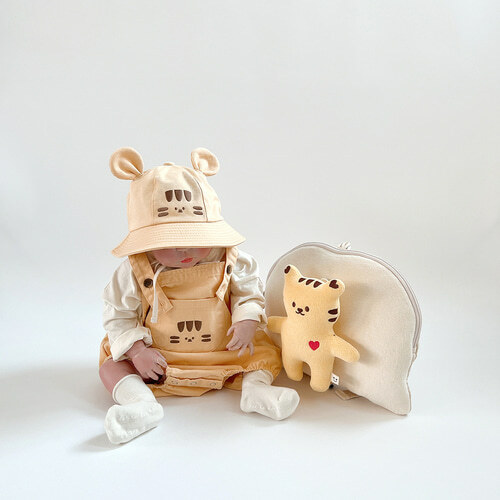 𝐃𝐨𝐭 𝐭𝐨 𝐃𝐨𝐭 萌萌動物背帶包屁衣 & 動物耳漁夫帽