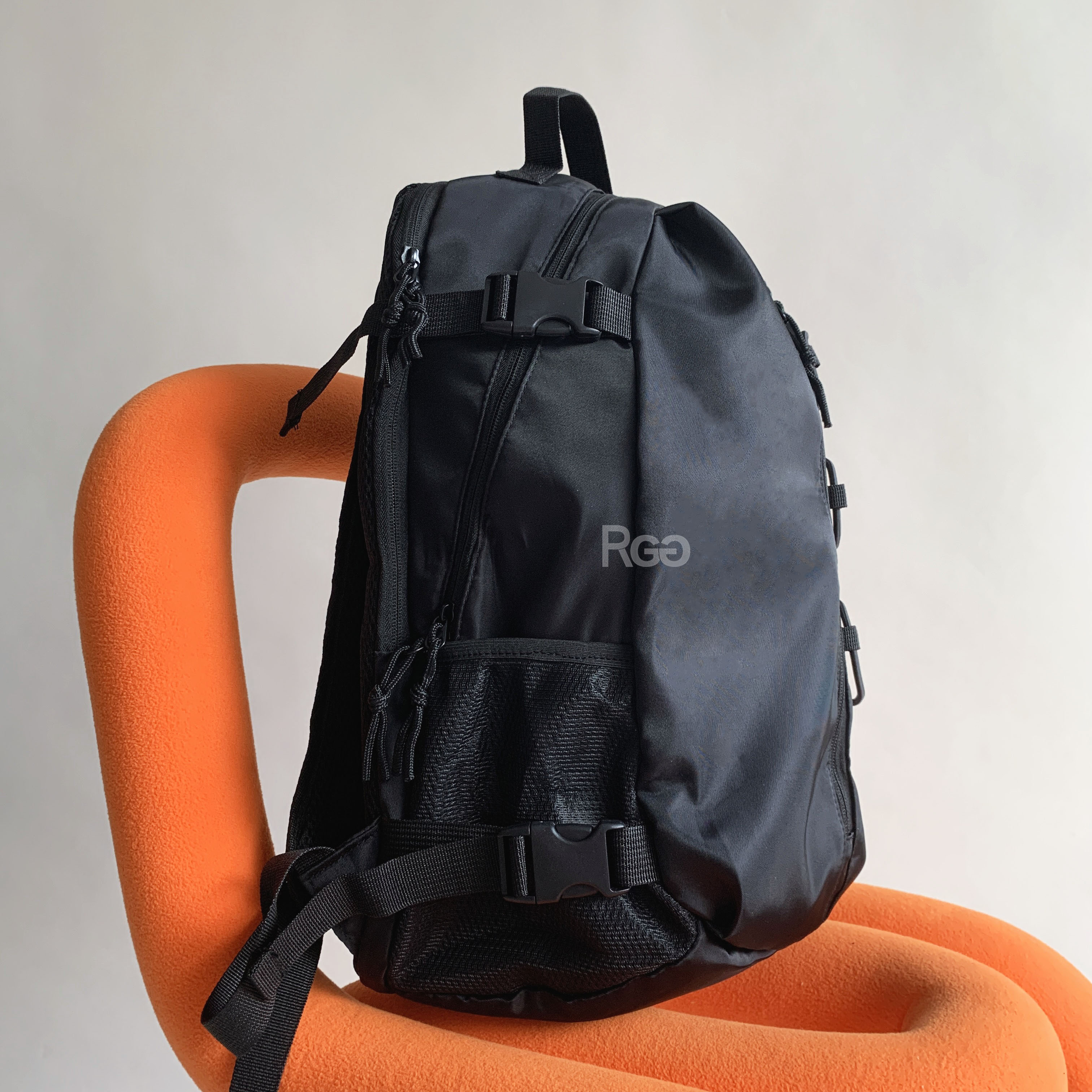 輕量機能抽繩多功能後背包