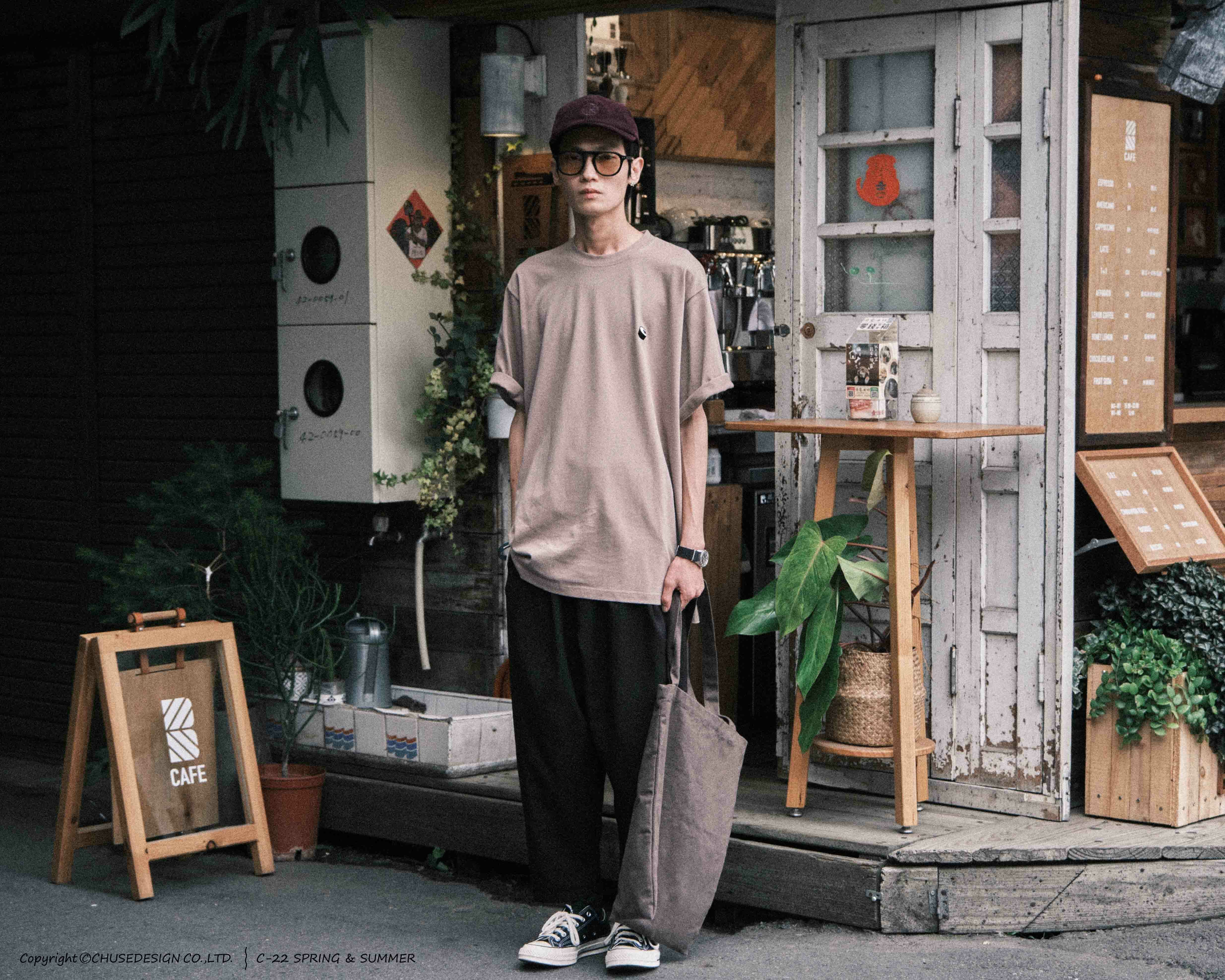 chusedesign-2022-spring-summer-classic-logo-tee-style