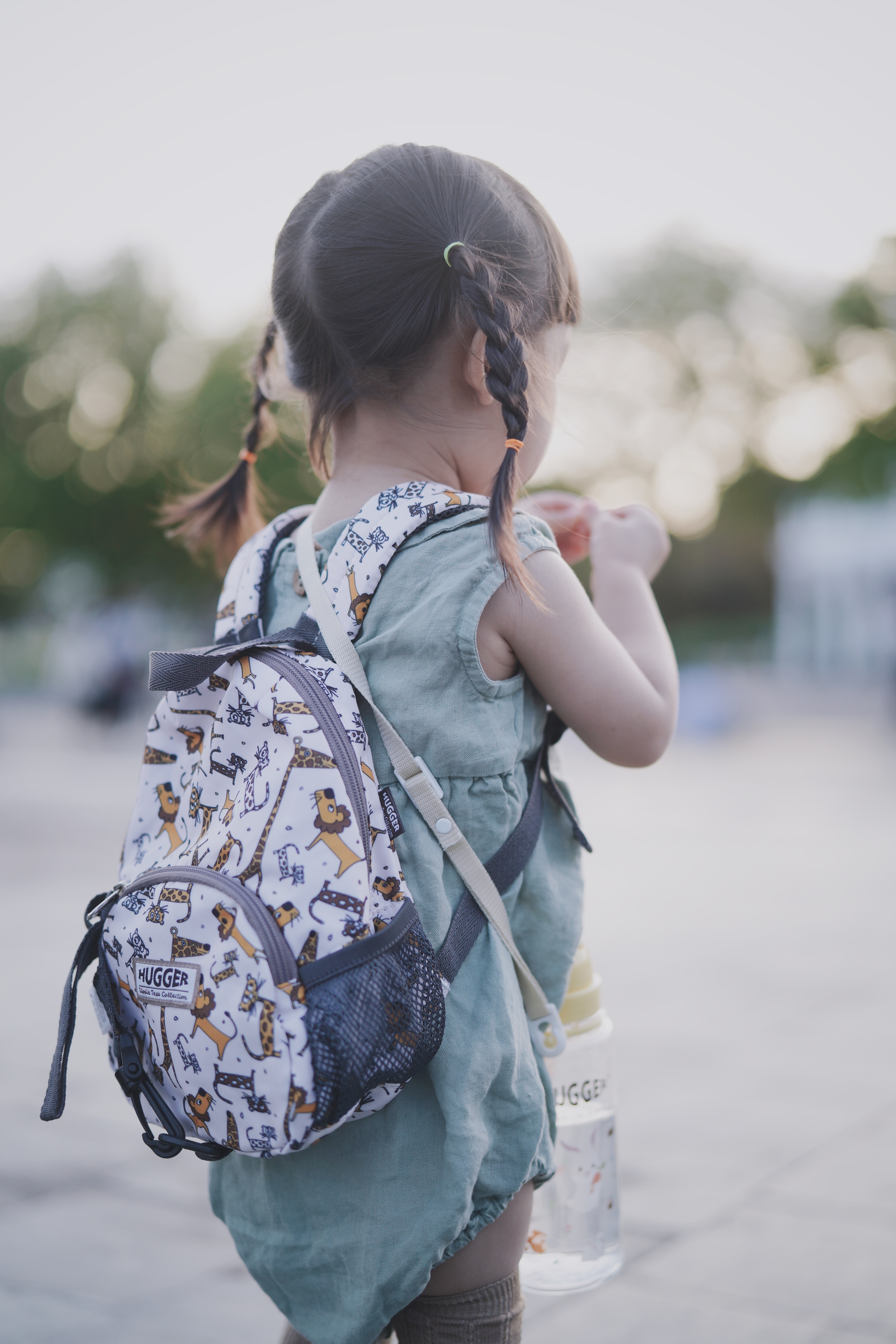 HUGGER防走失背包 馬達加斯加