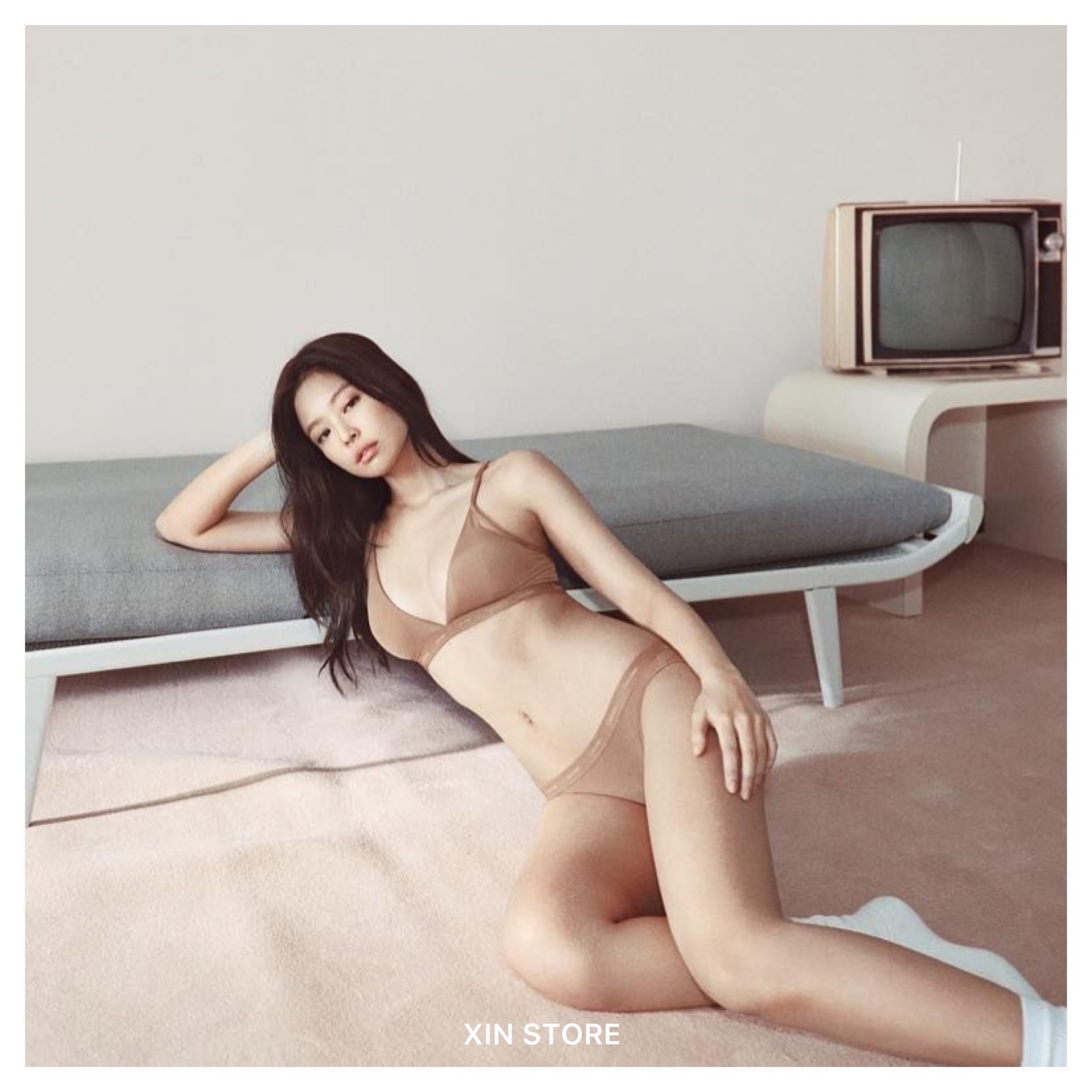 Calvin Klein CK Jennie同款 內衣 深V 彈性 內褲 無鋼圈 可拆襯墊 膚