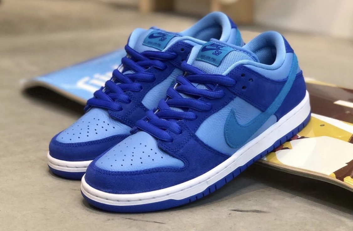 NIKE SB DUNK LOW 