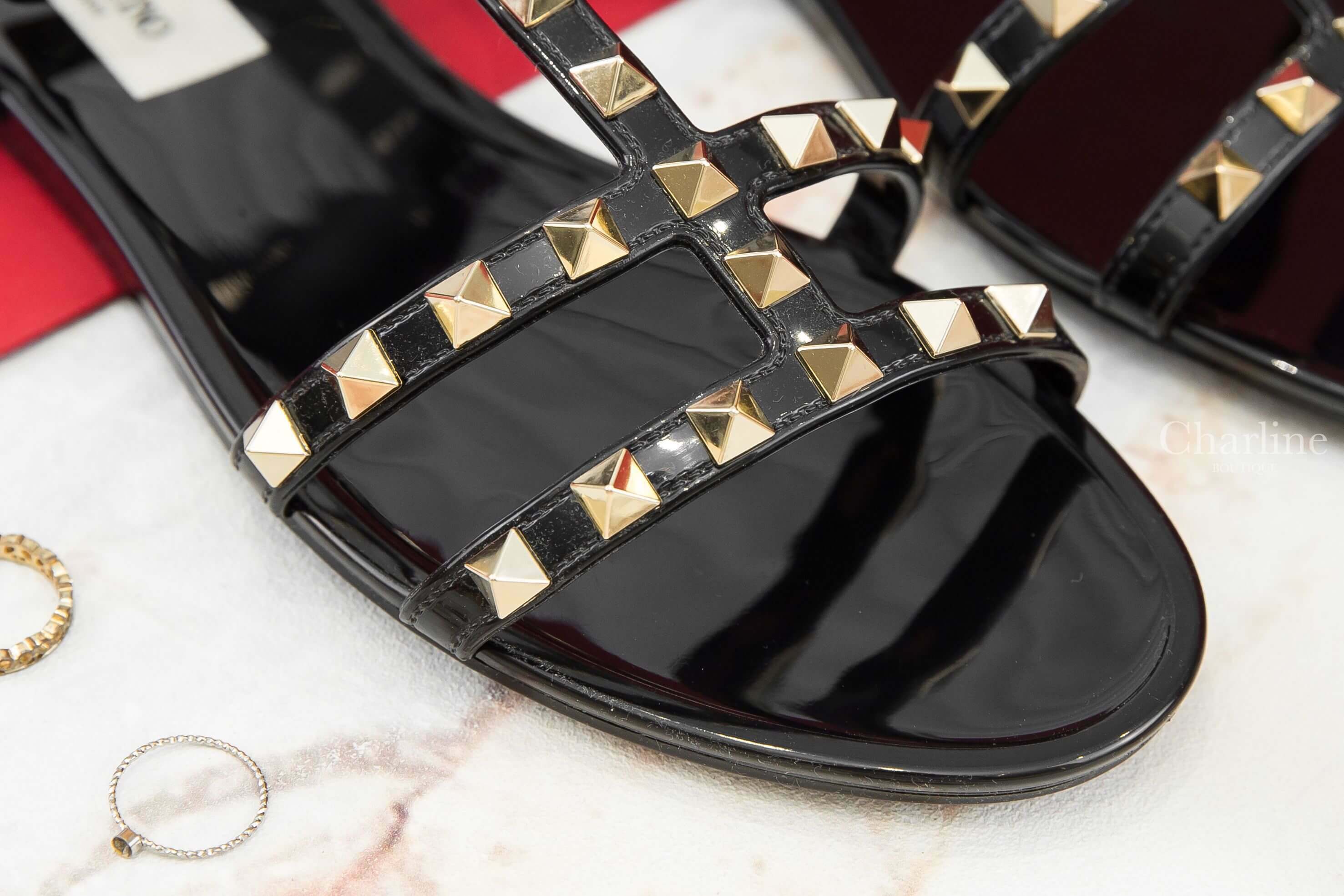 Valentino Rockstud Flat Rubber Sandals 黑色龐克卯釘羅馬平底涼鞋