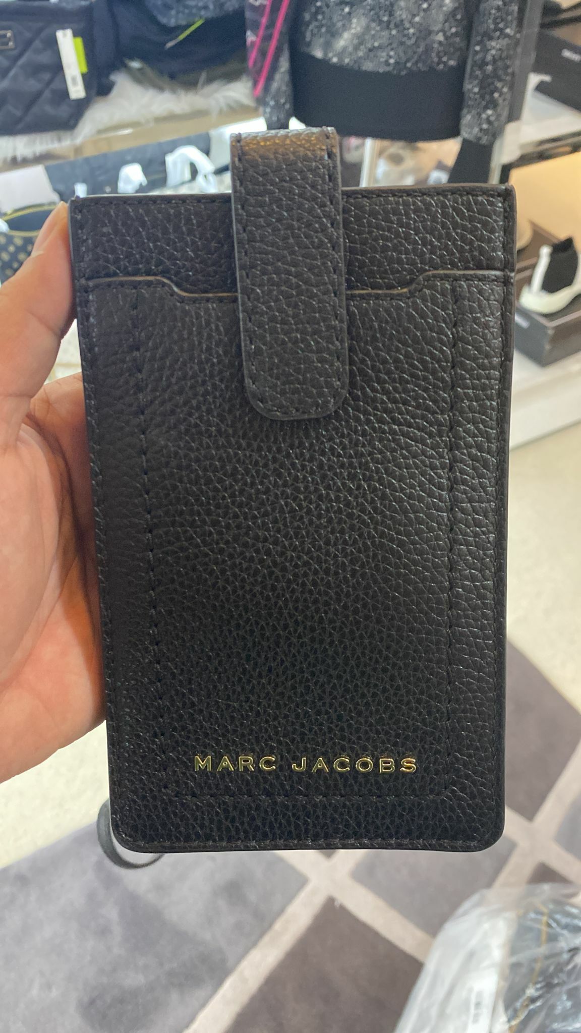 [S] MARC JACOBS GROOVE PHONE CROSSBODY BAG,BLACK, 191267909073 (SMJ17)