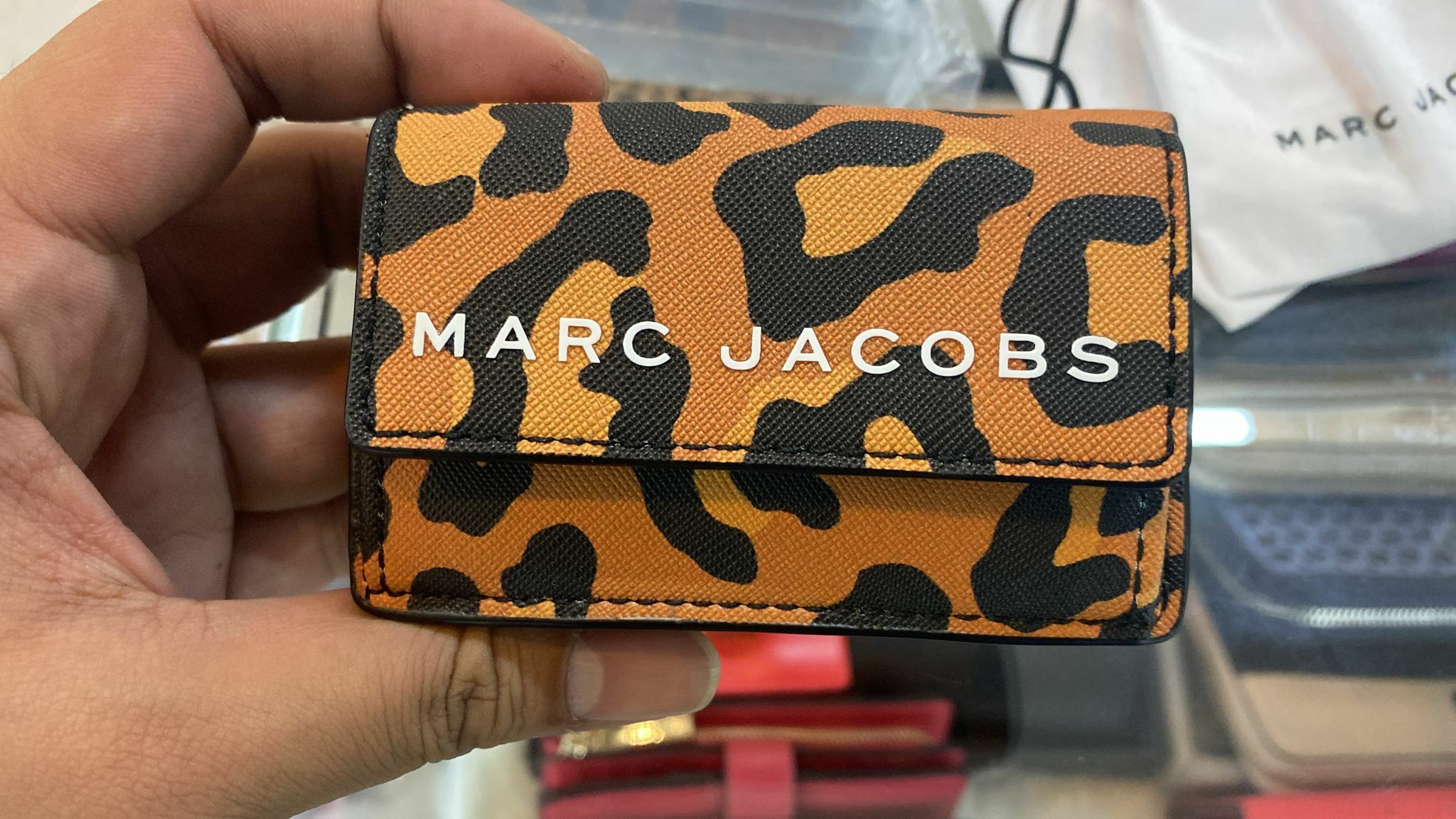 [S] MARC JACOBS M0016714-761 PATTERN LEATHER WOMEN'S TRIFOLD WALLET, NATURAL LEOPARD, 191267864174 (SMJ20)