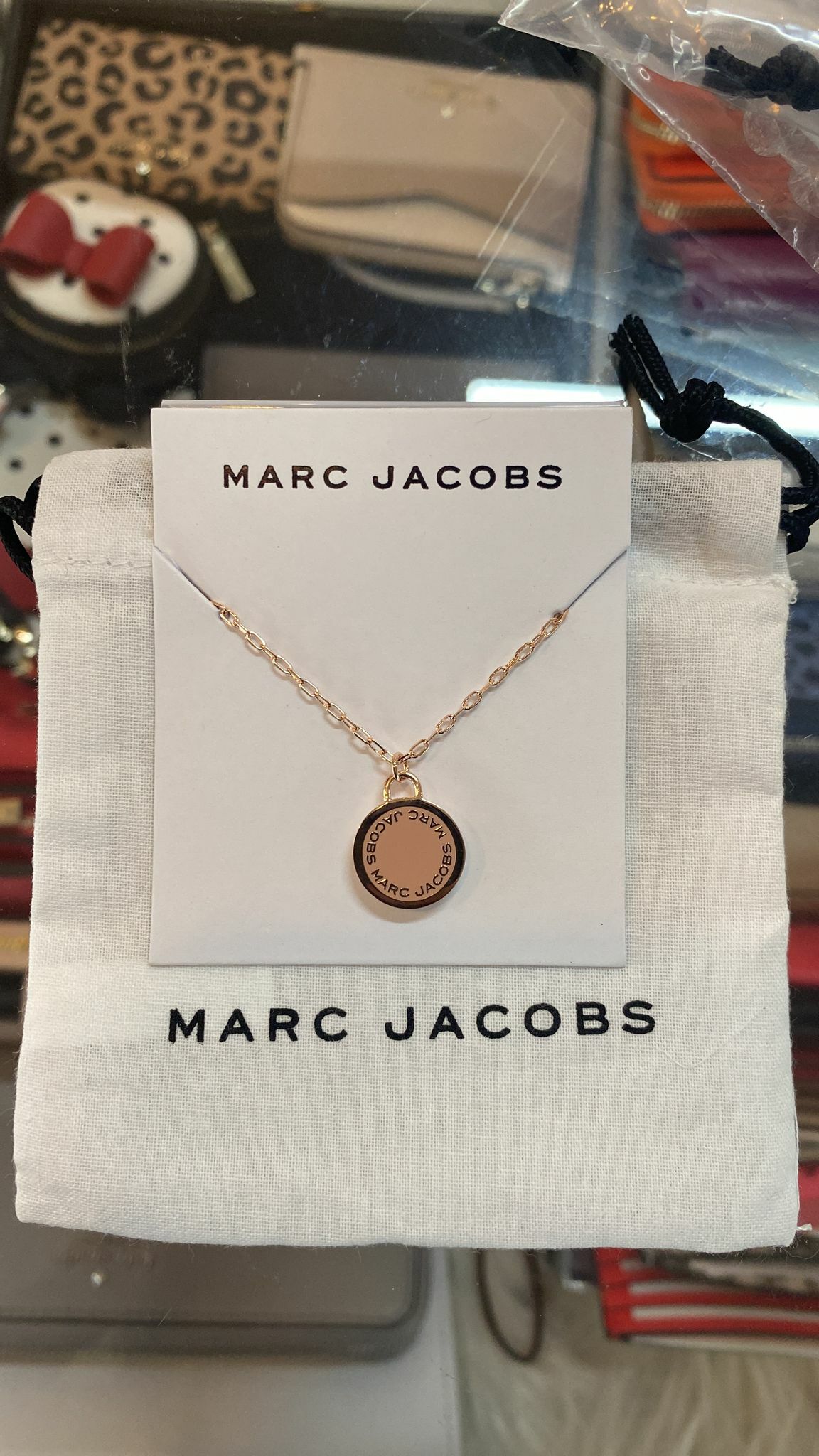 [S] MARC JACOBS M0008546-850 ENAMEL LOGO DISC PENDANT NECKLACE,PEACH/ROSE GOLD, 191267834610 (SMJ23)