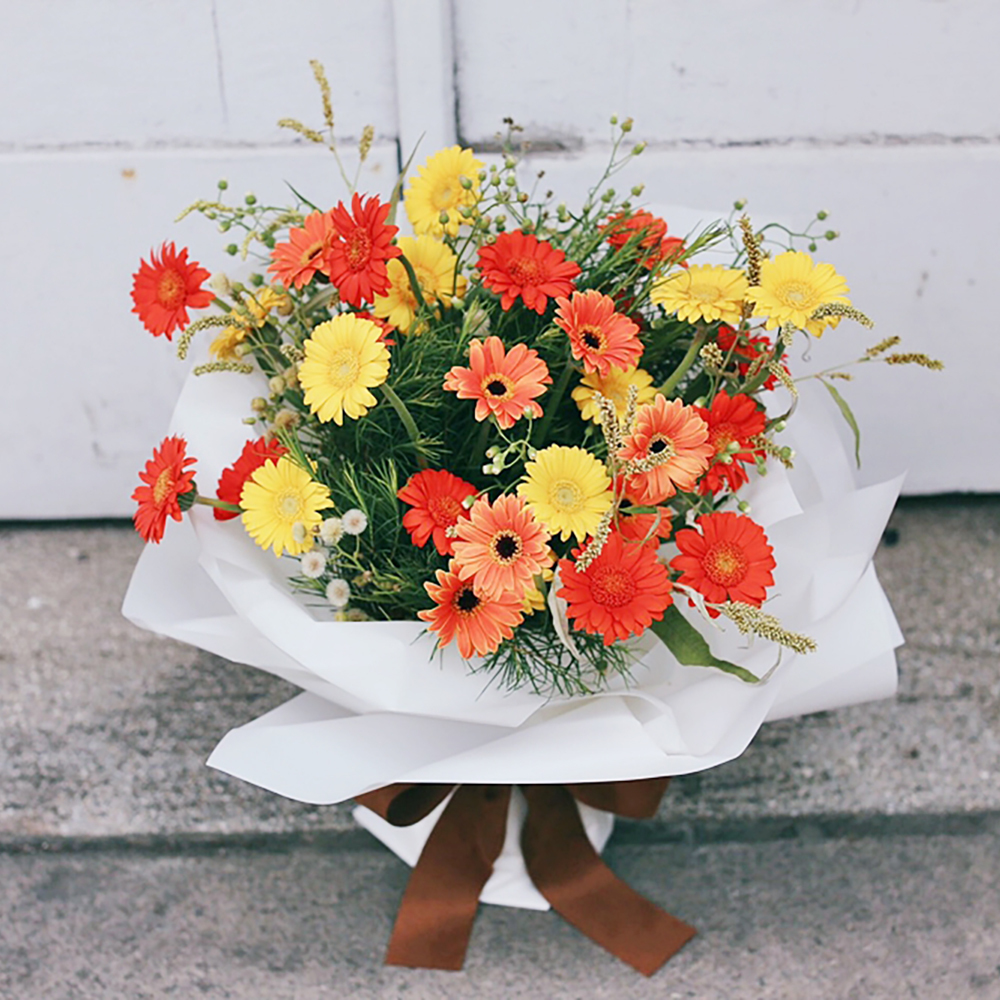 霓虹 - 畢業花束