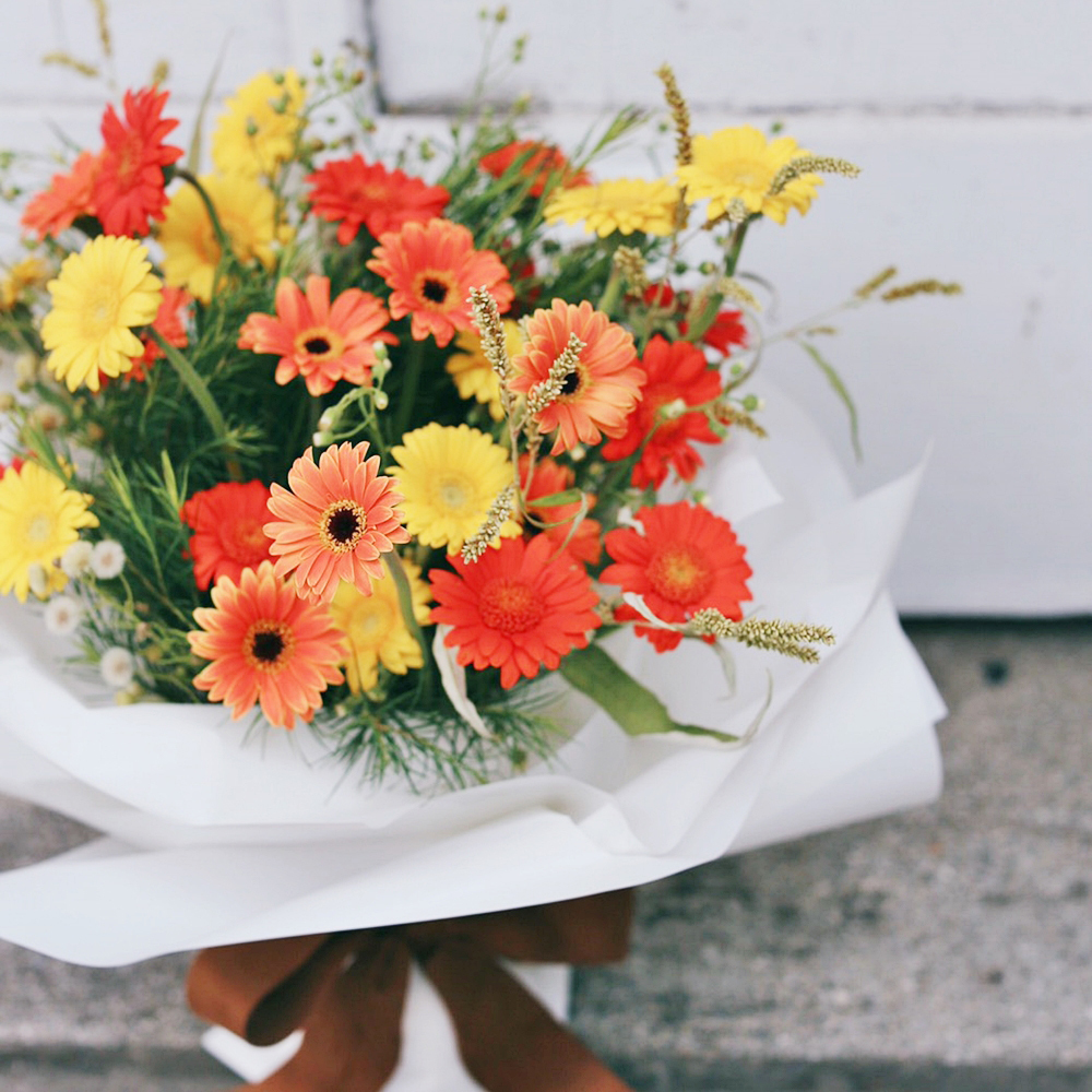 霓虹 - 畢業花束