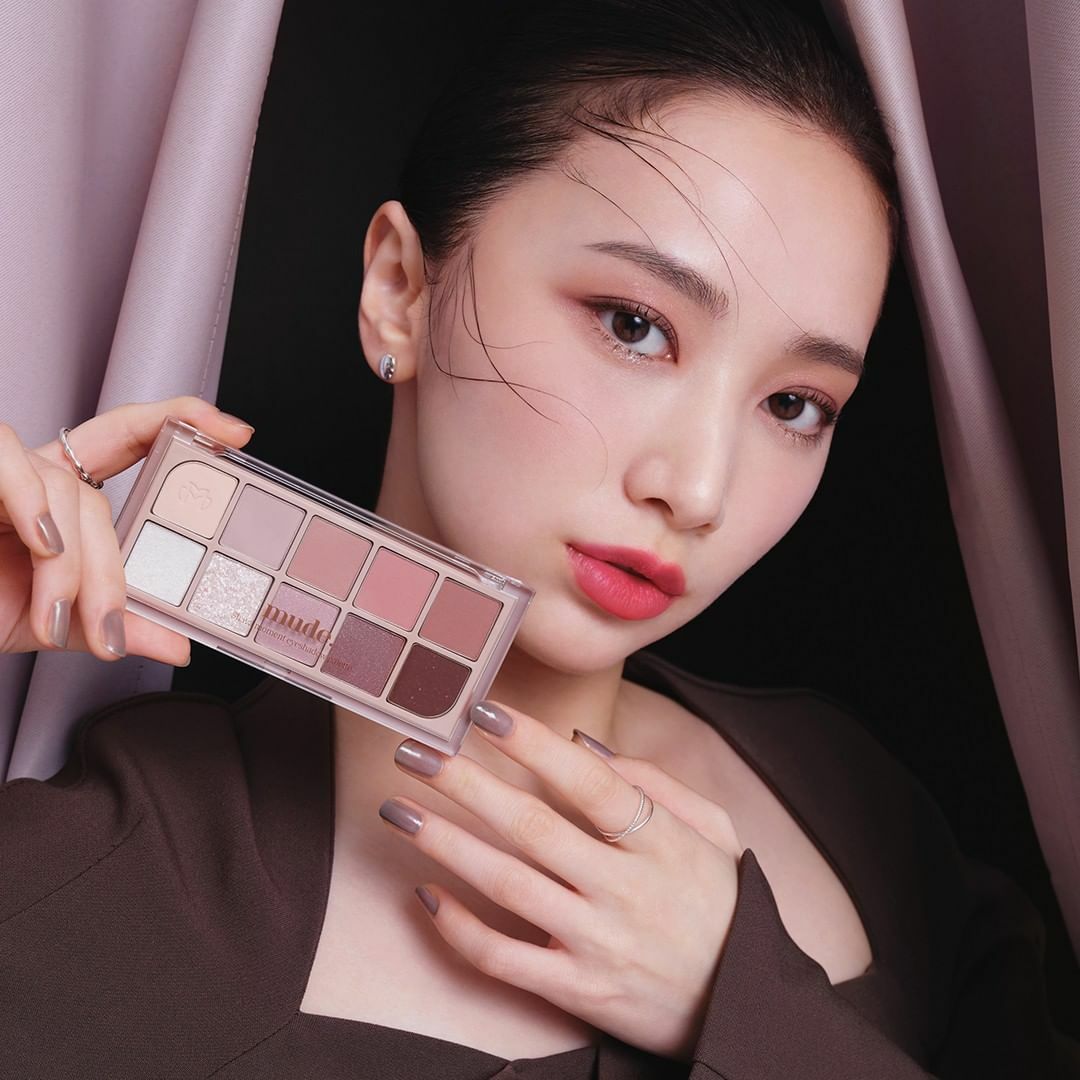 [ mude ] Shawl Moment Eyeshadow Palette #02 Muse Moment