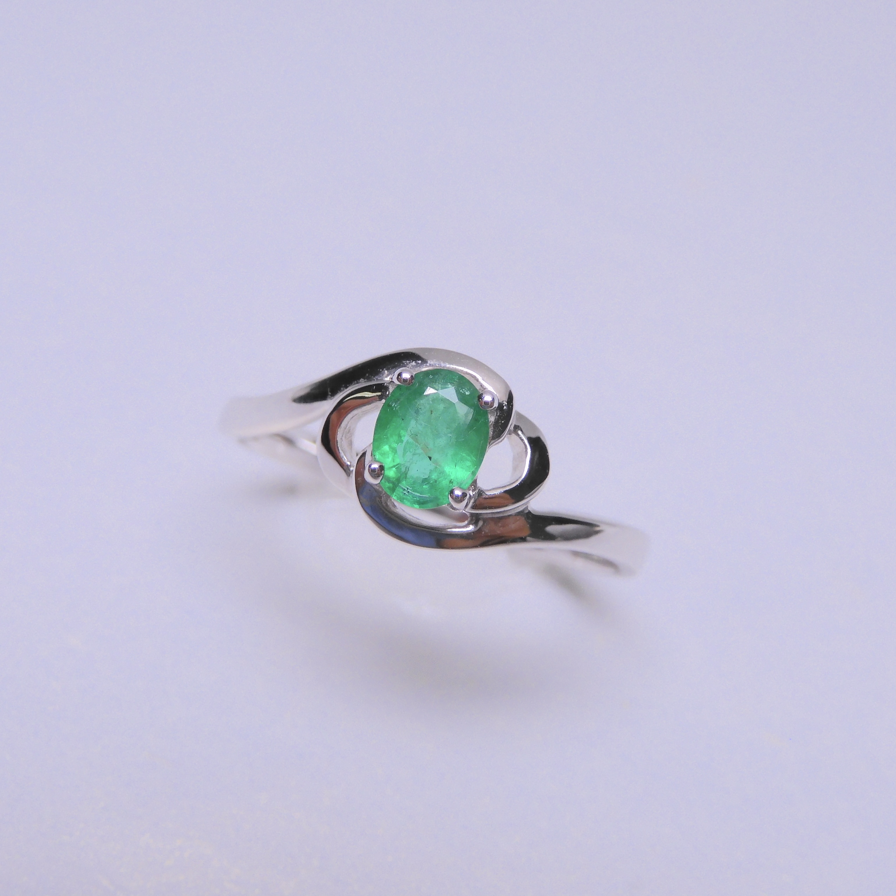 18K Gold 0.315ct Emerald Ring