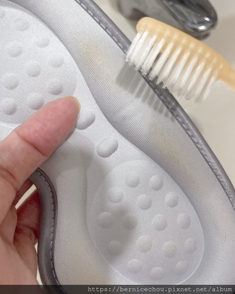 Im Ber Ber 推薦時尚皮革三段溫控震動按摩熱敷眼罩，時尚又實用