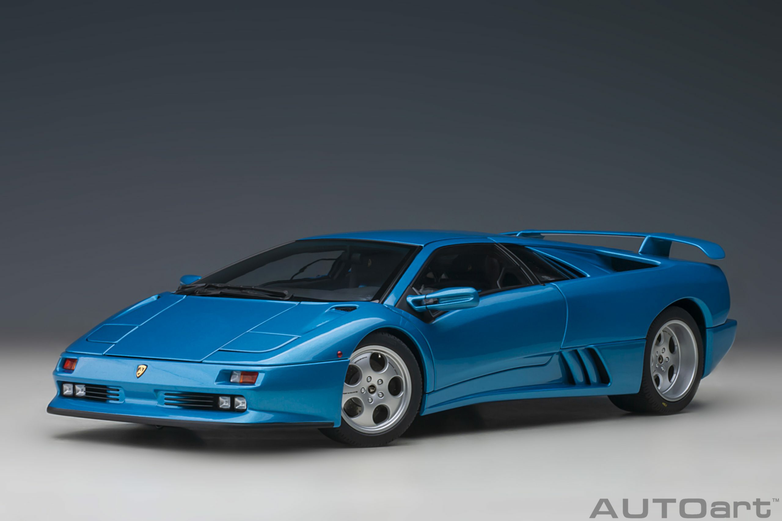 1/18 AUTOART Lamborghini Diablo SE 30th Anniversary Edition (Blu Sirena) (79156)